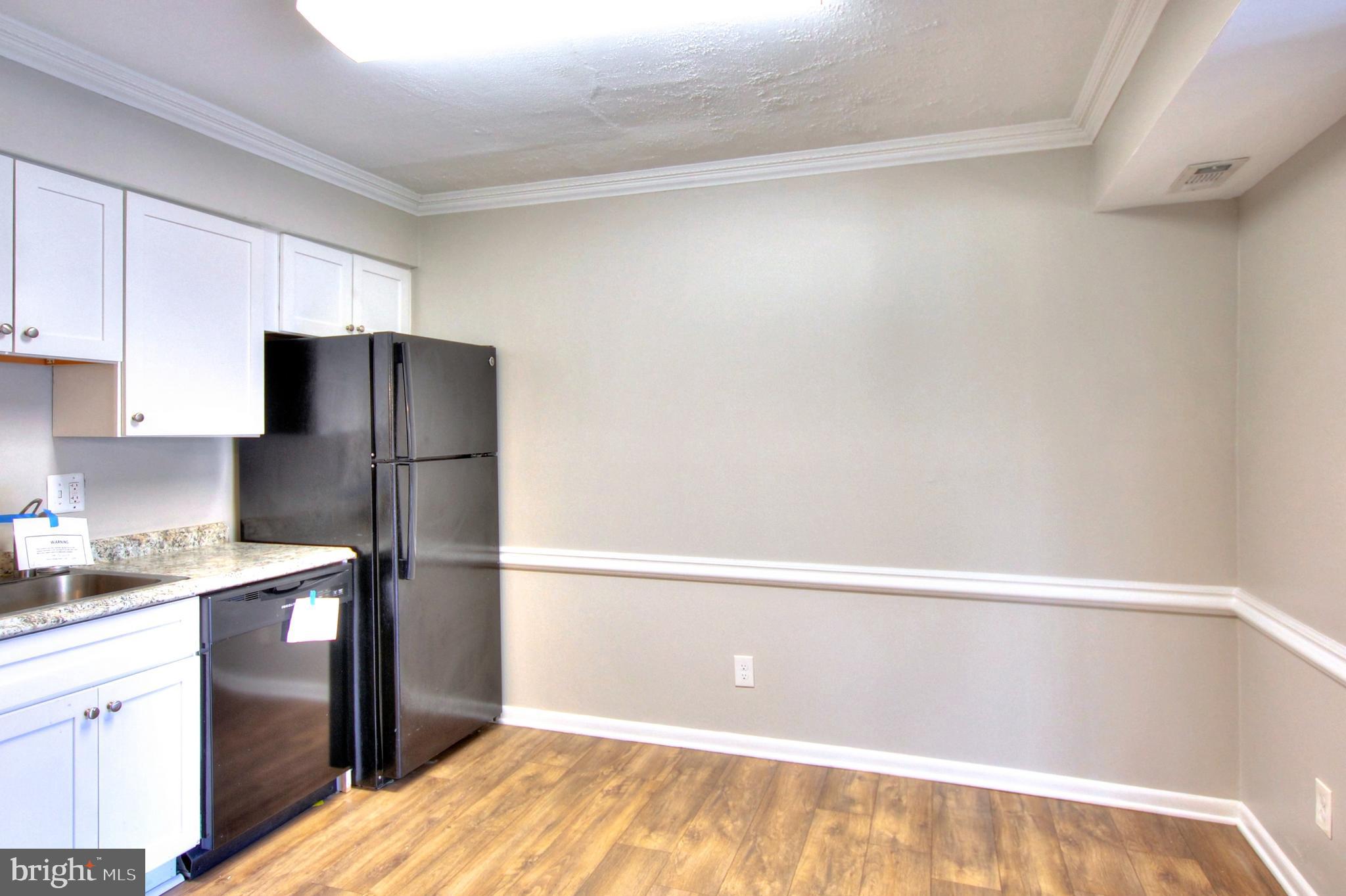 GLEN ORA PLAT THREE - Residential