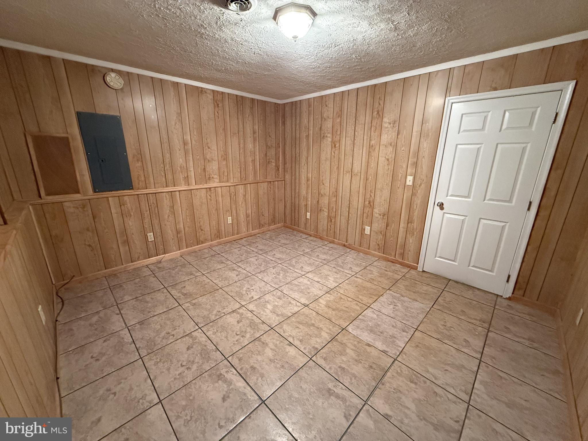 WOODBROOK - Residential