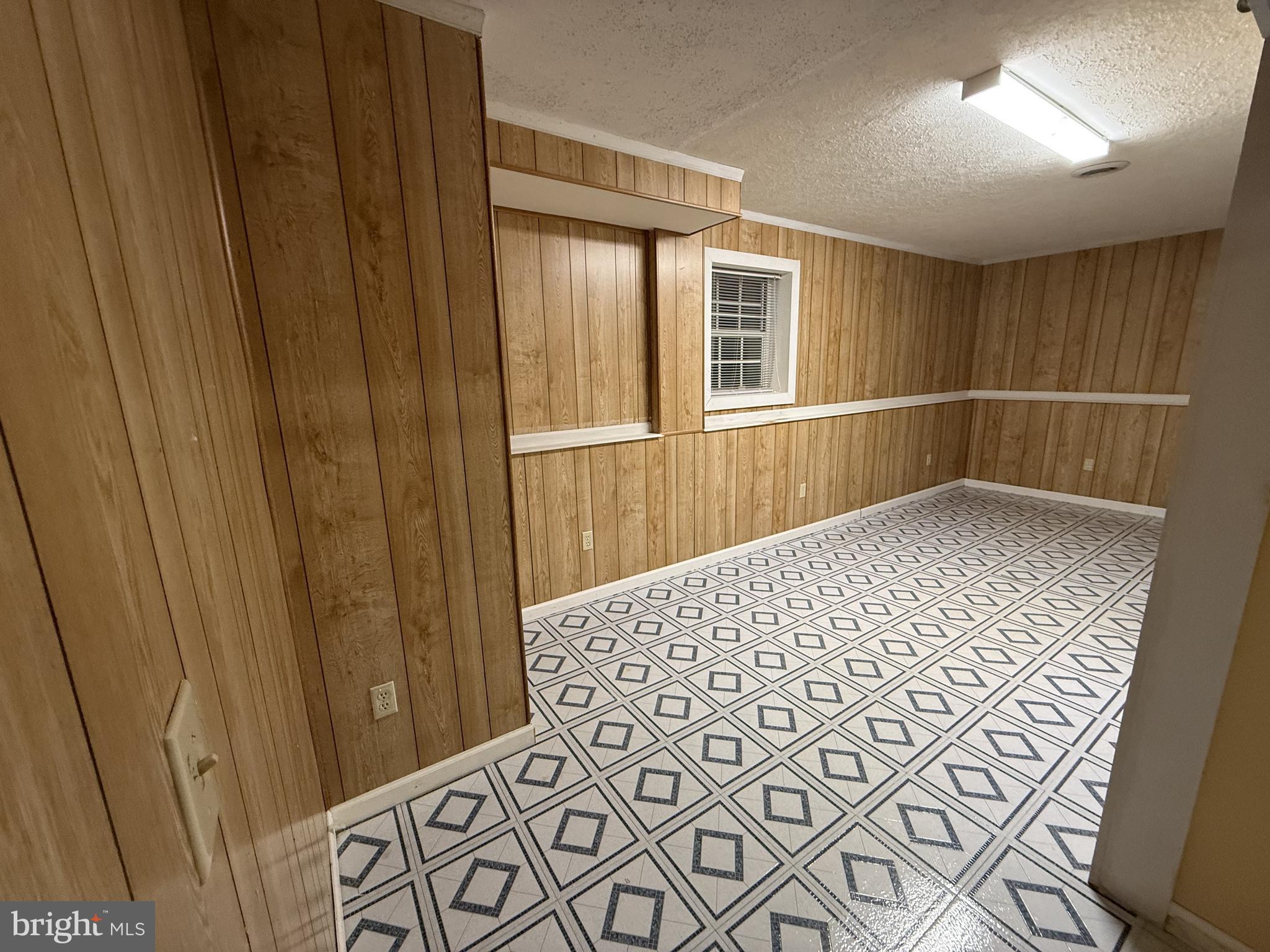 WOODBROOK - Residential