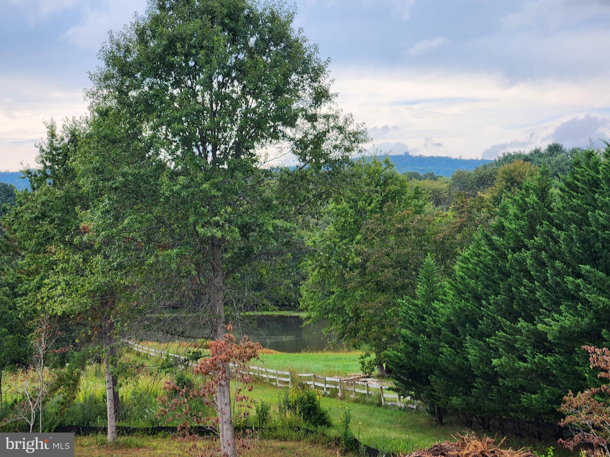 WATERFALL FARM - Residential