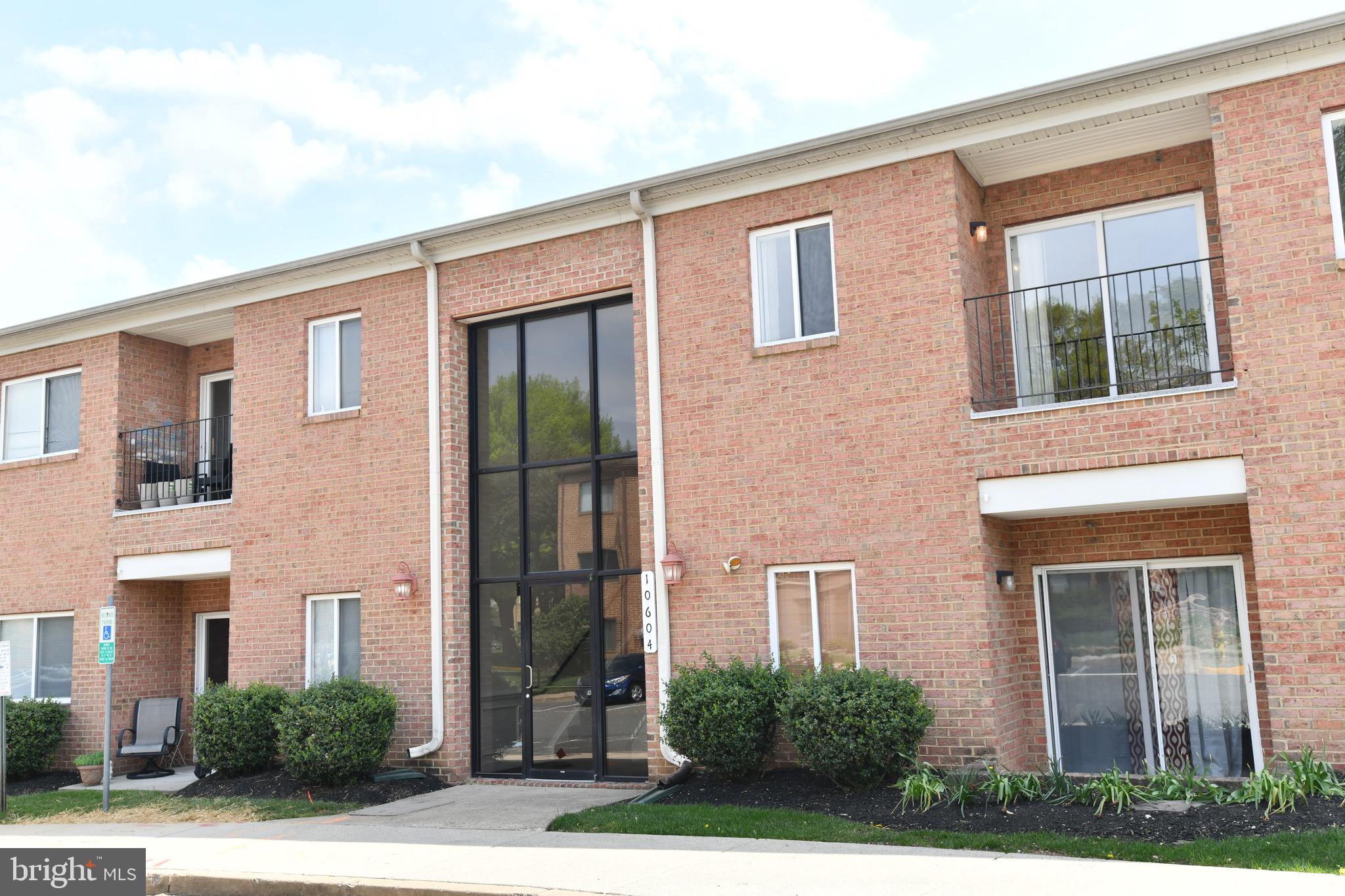 Calling All Investors!!!  Calling All Investors!!!  Prime opportunity to invest in Crestwood Village Park!  Check out those low condo fees!  Spacious condo offers a primary bedroom w/ walk-in closet and a very spacious  den (or possible second bedroom- has window and only thing missing is a closet)!  Sunny living/dining area with electric fireplace opens through a sliding glass door to the balcony - Center island kitchen with raised counters, hardwood flooring and ample cabinetry - Washer/dryer in unit - Two parking spaces (1 assigned/1 visitor) - Separate storage area - Big rooms with oversized windows & plenty of natural light! Convenient location minutes to PW Parkway and 66!