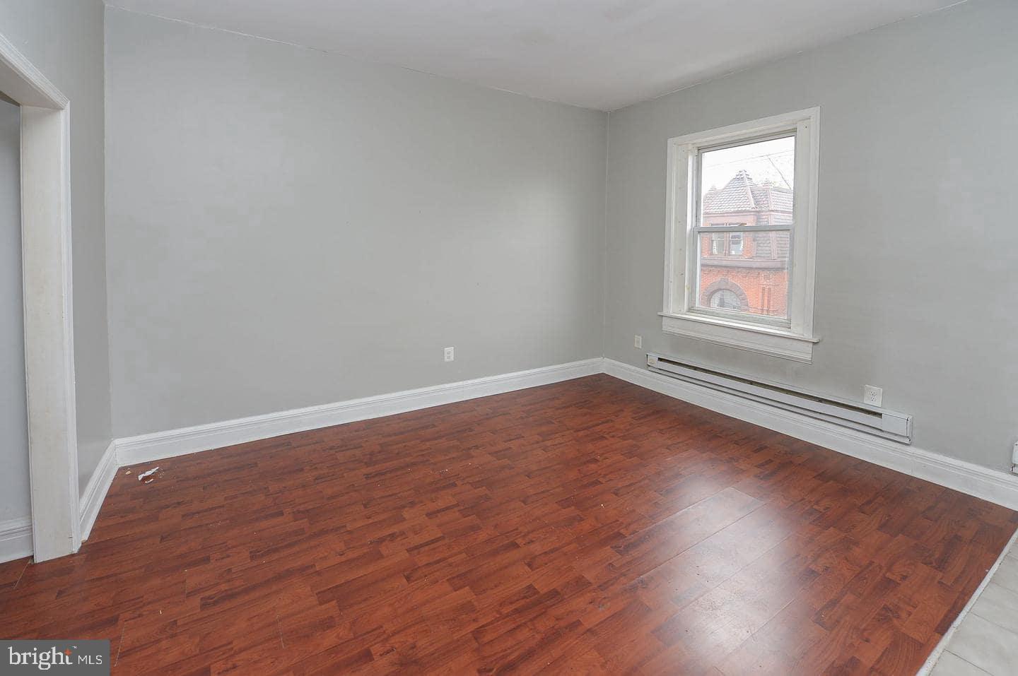 PHILADELPHIA (NORTHWEST) - Residential Income