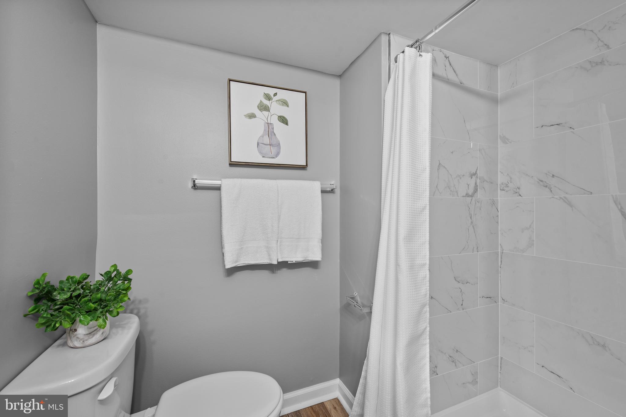 HARWOOD - Residential