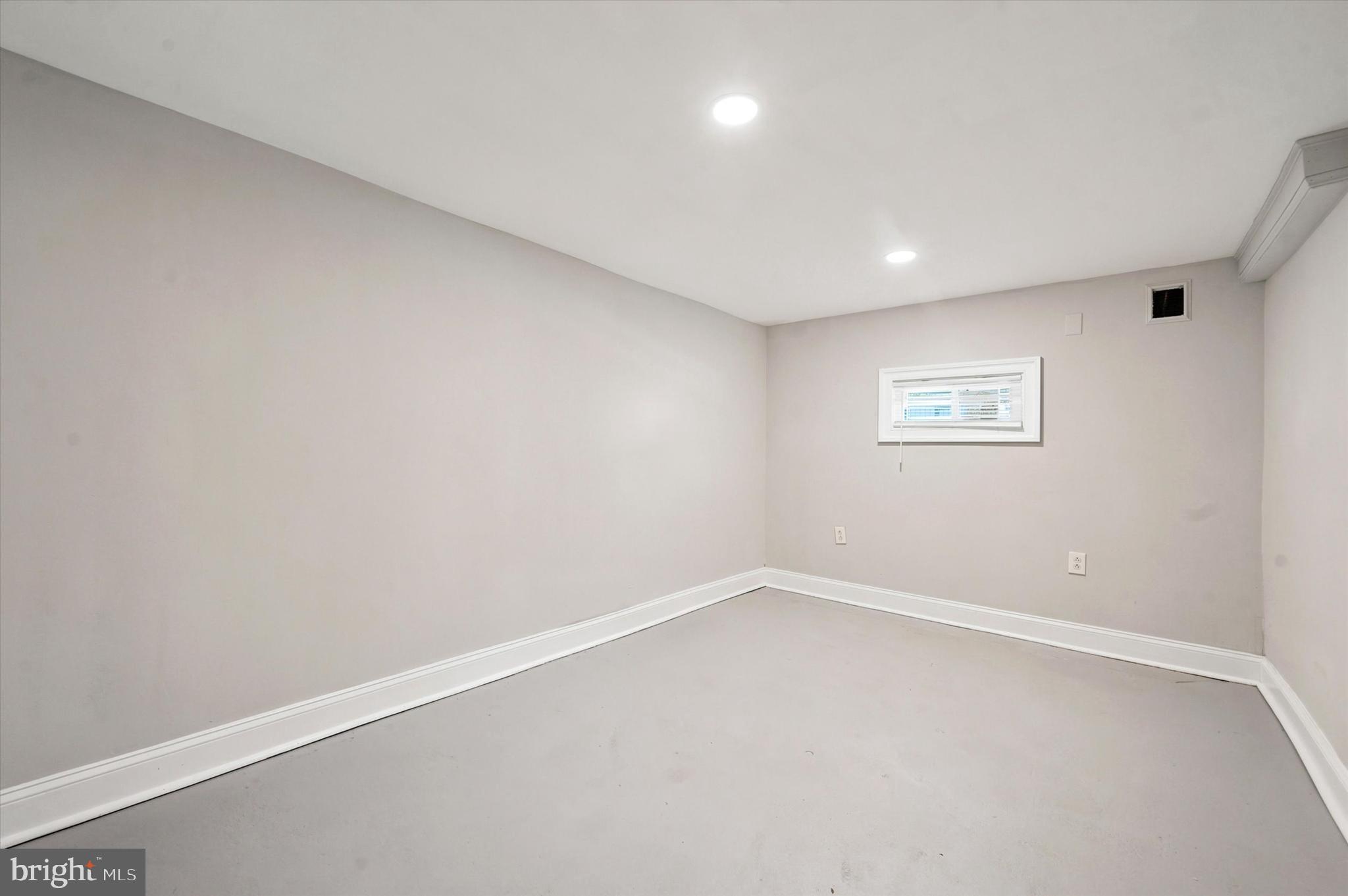 COLLINGDALE - Residential
