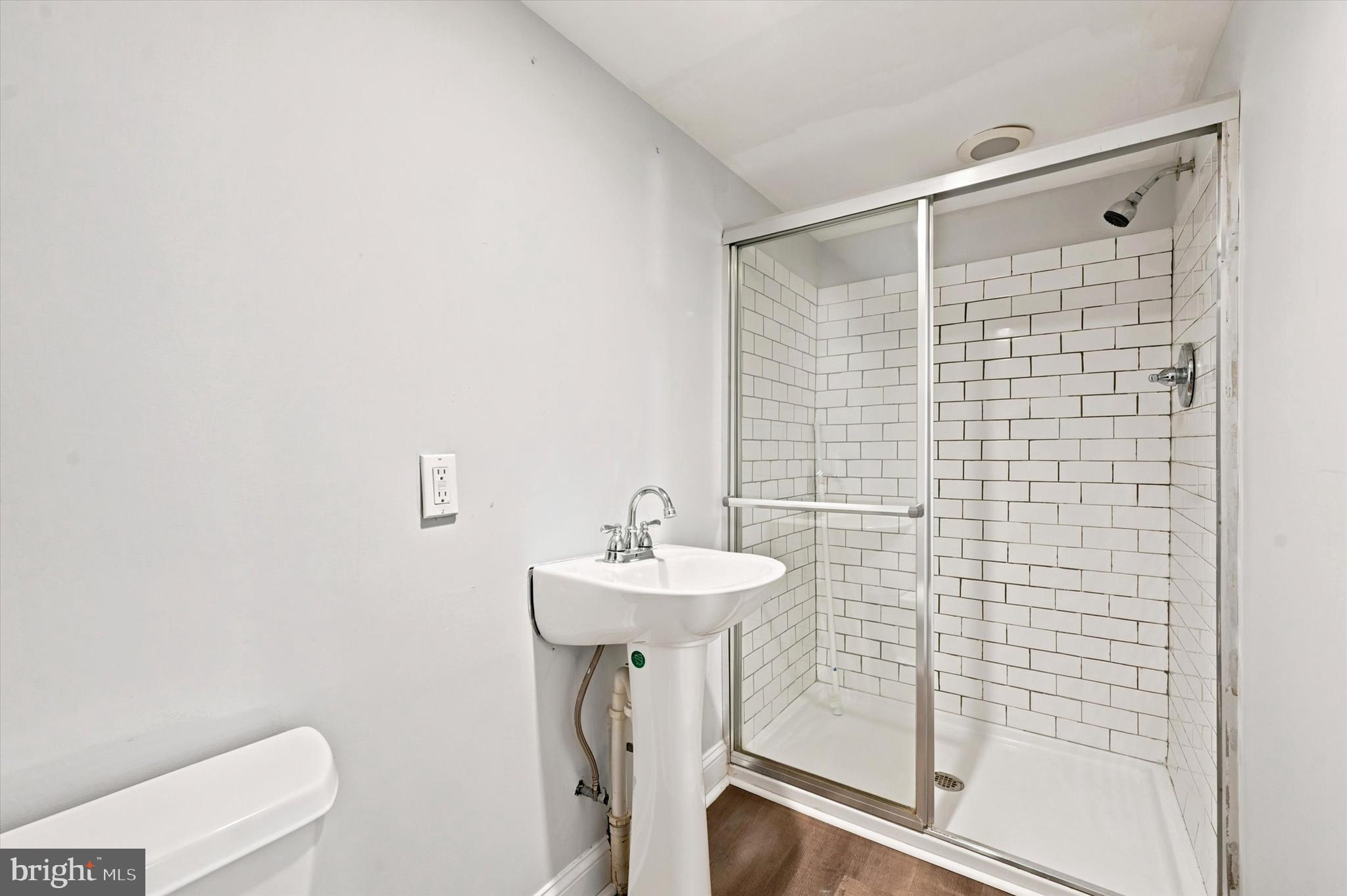 COLLINGDALE - Residential