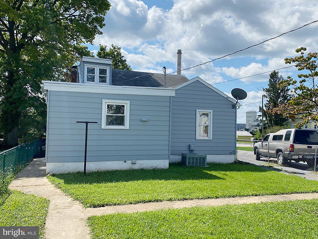 WEST YORK - Residential