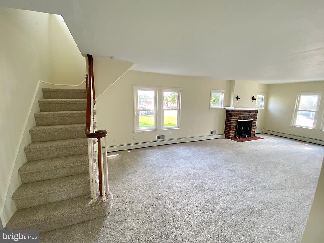 WEST YORK - Residential