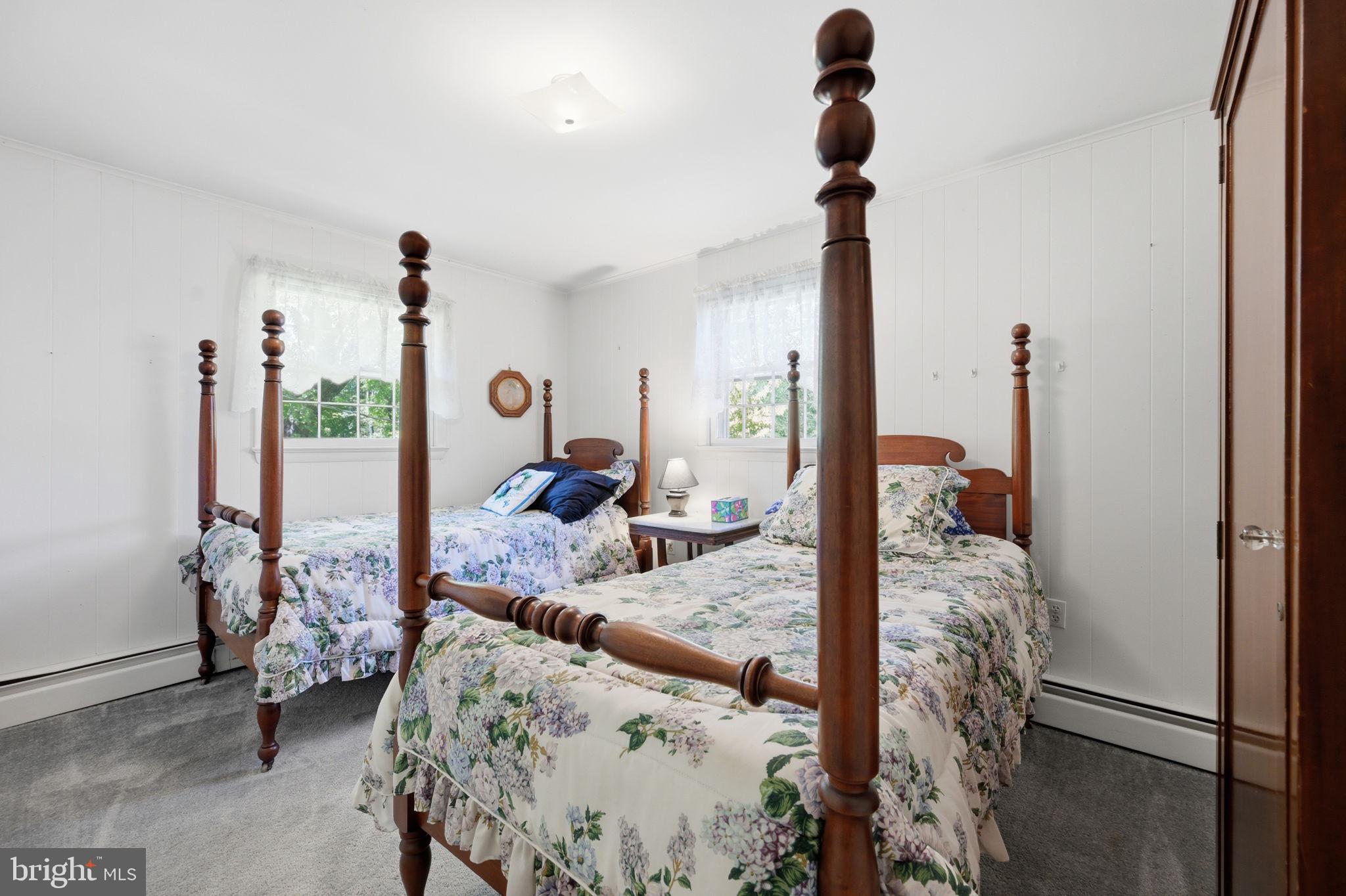 GREENRIDGE ACRES - Residential