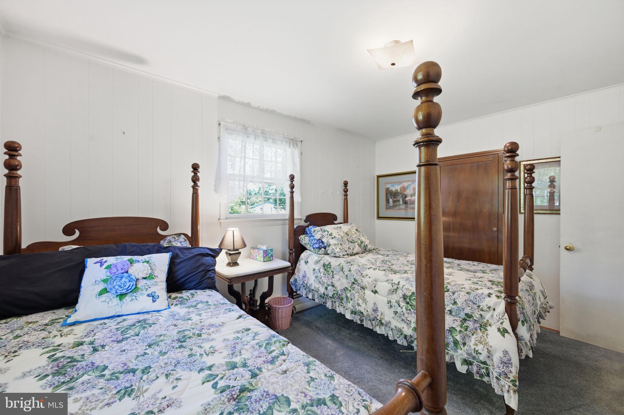 GREENRIDGE ACRES - Residential