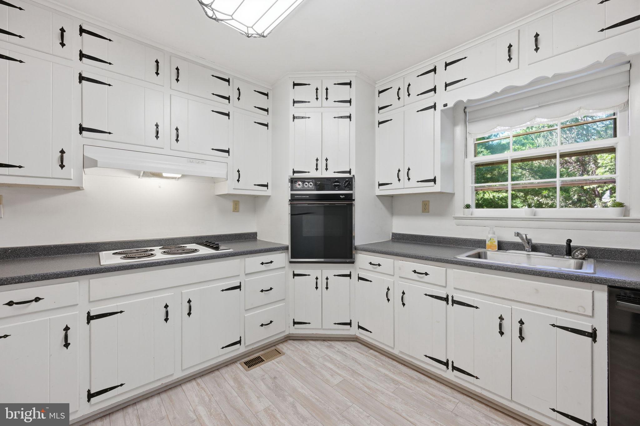 GREENRIDGE ACRES - Residential