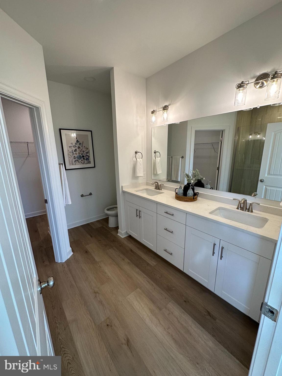 BIRCH GROVE - Residential