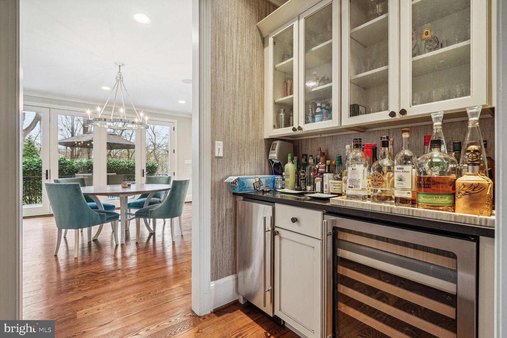 ARLINGWOOD - Residential