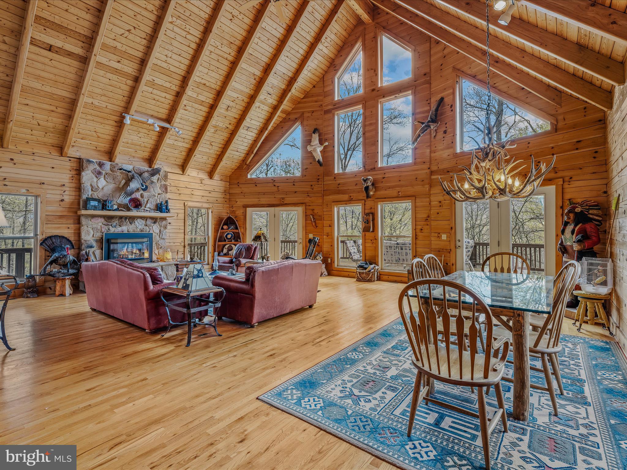 MAGNOLIA BEND - Residential