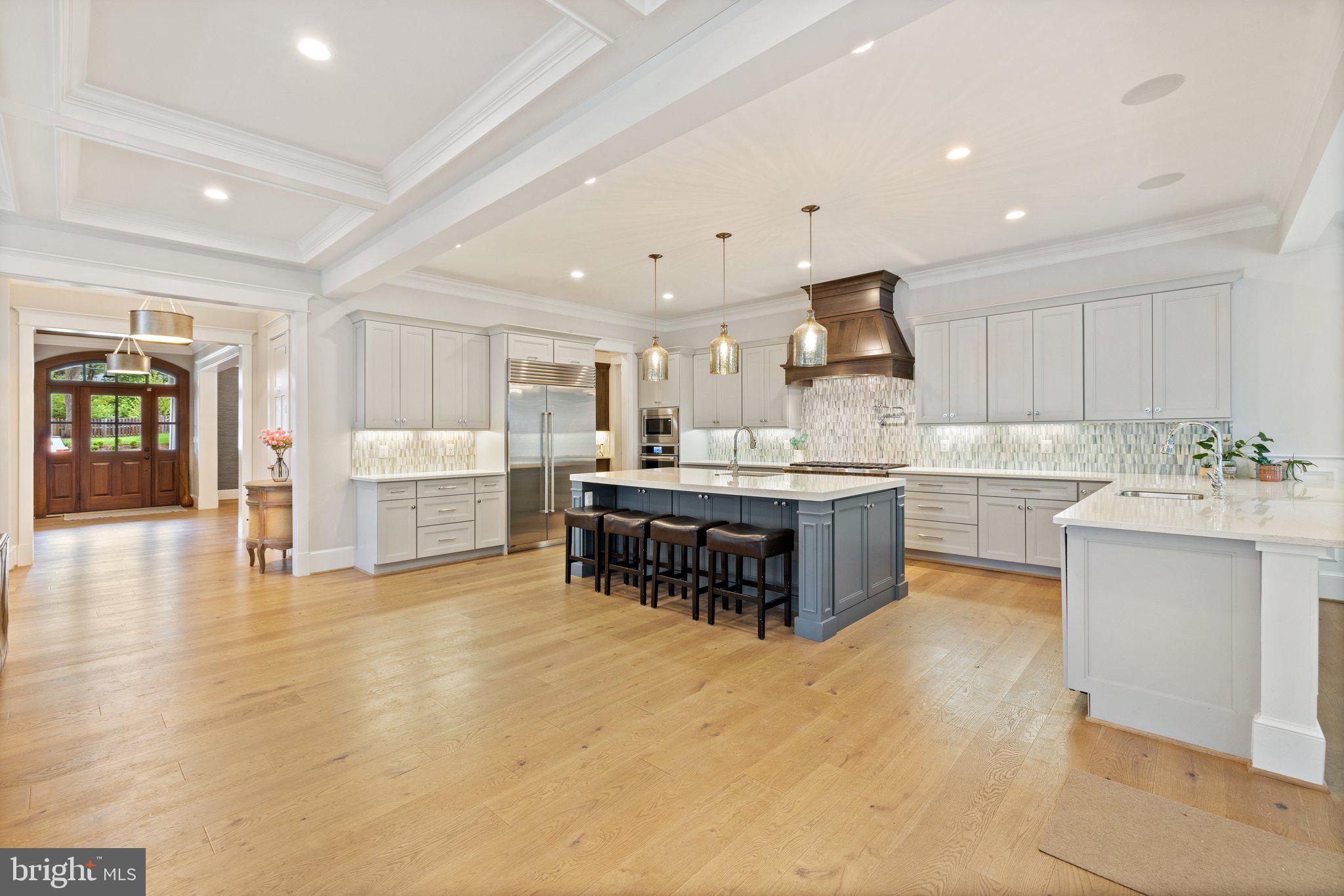 WESTBRIAR COUNTRY CLUB MANOR - Residential