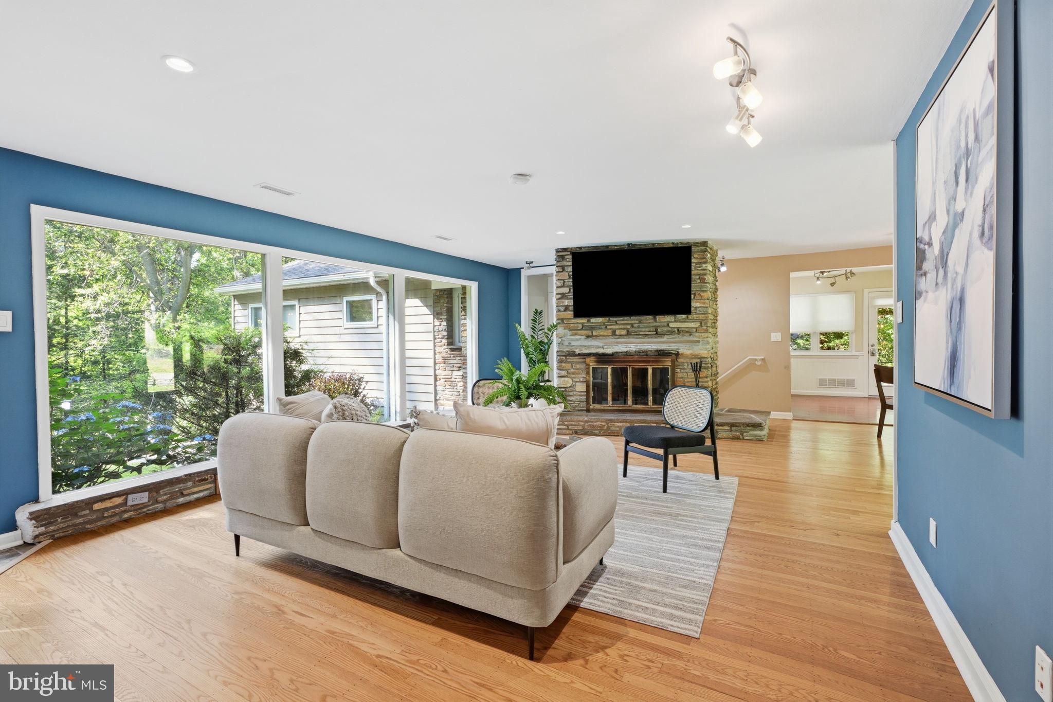 FRAZIER WOODS - Residential