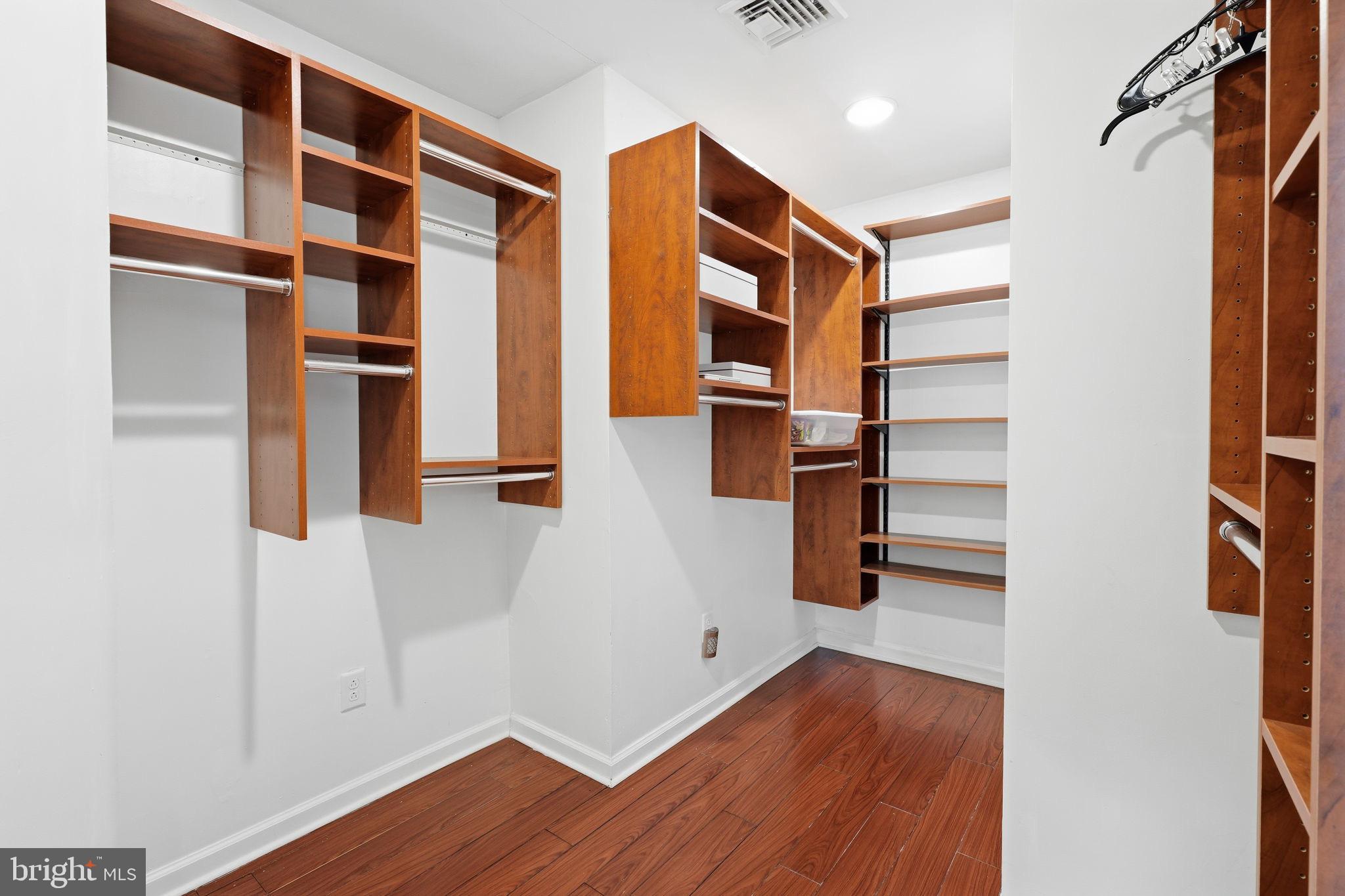 FRAZIER WOODS - Residential