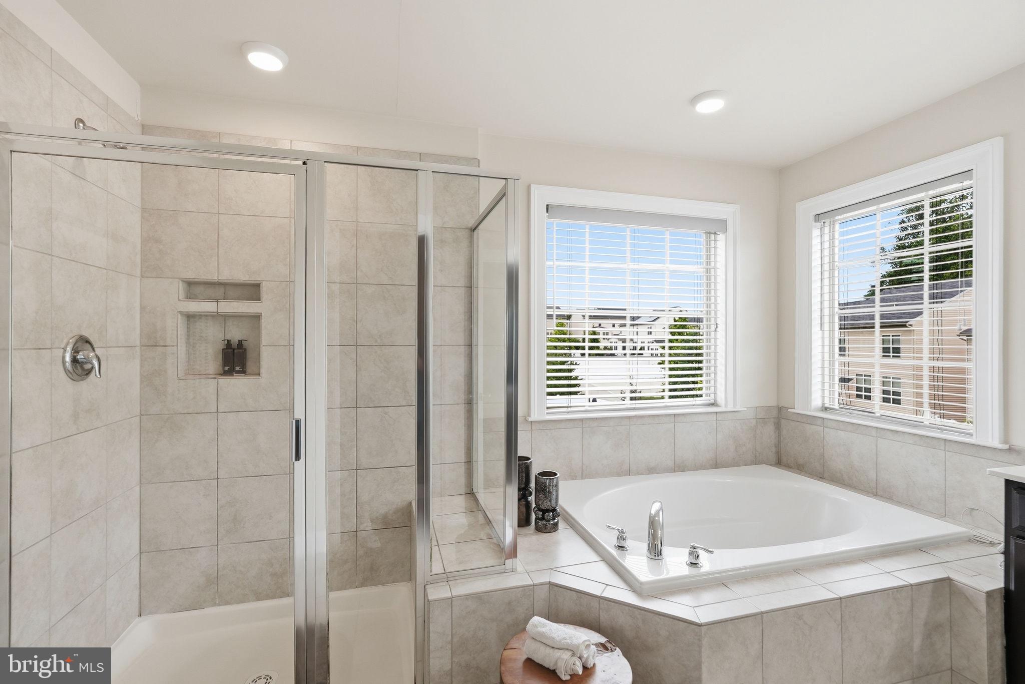 GLENARDEN - Residential