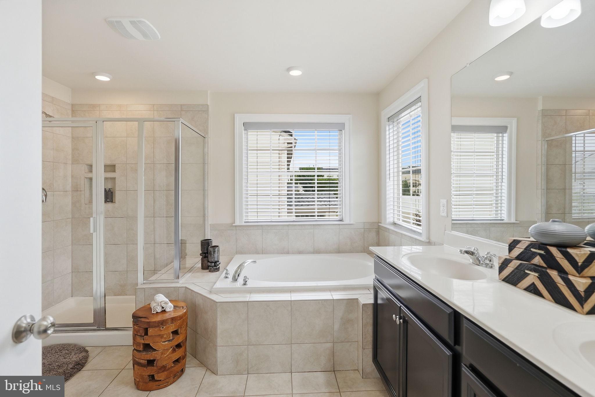 GLENARDEN - Residential