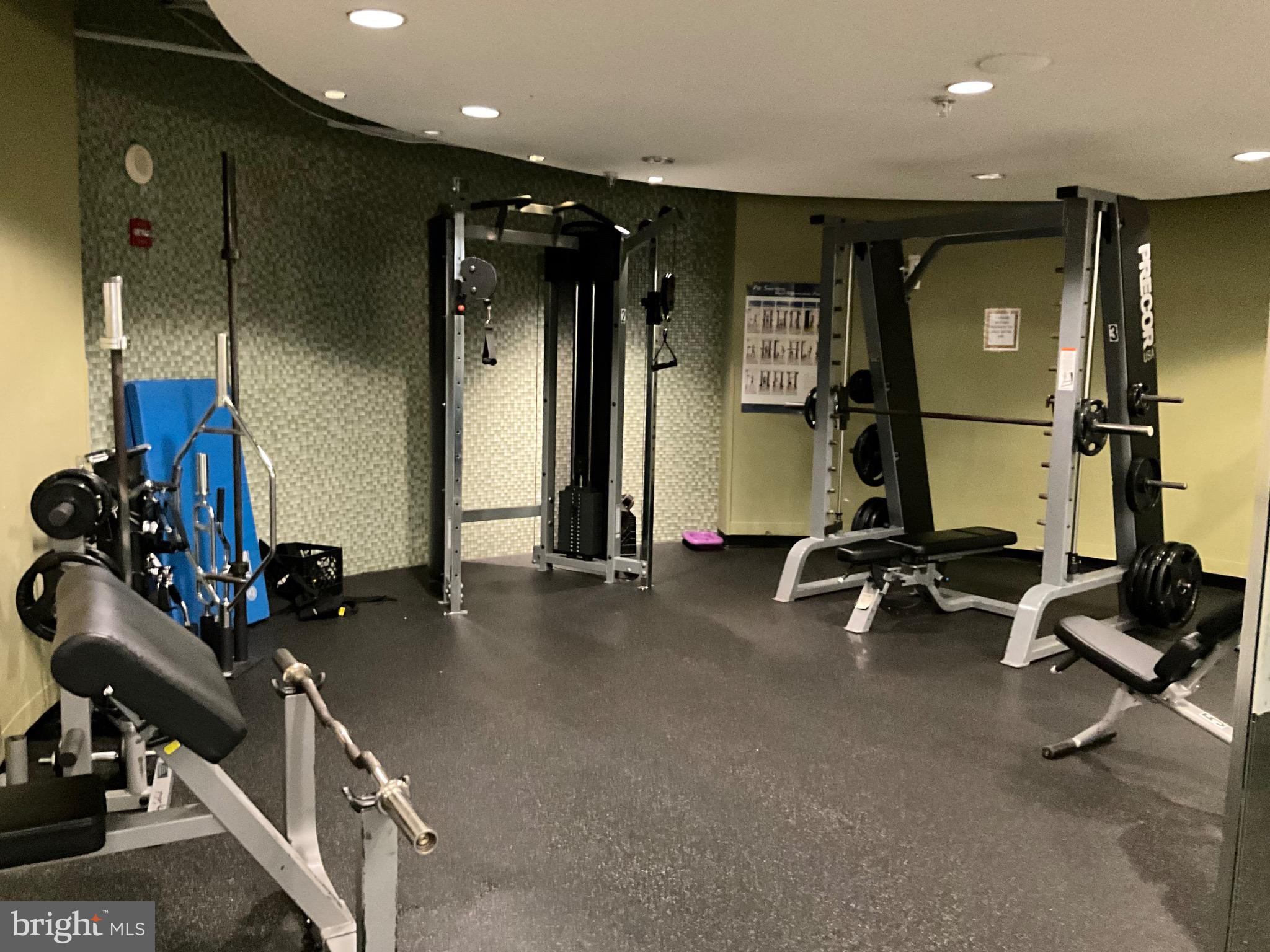 RENAISSANCE AT TYSONS - Residential