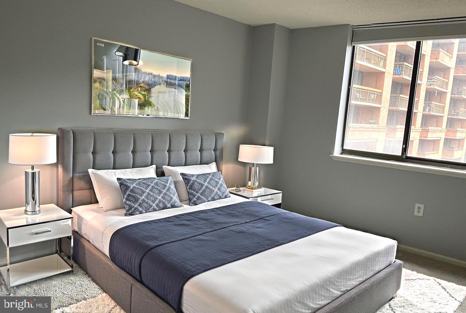 RENAISSANCE AT TYSONS - Residential
