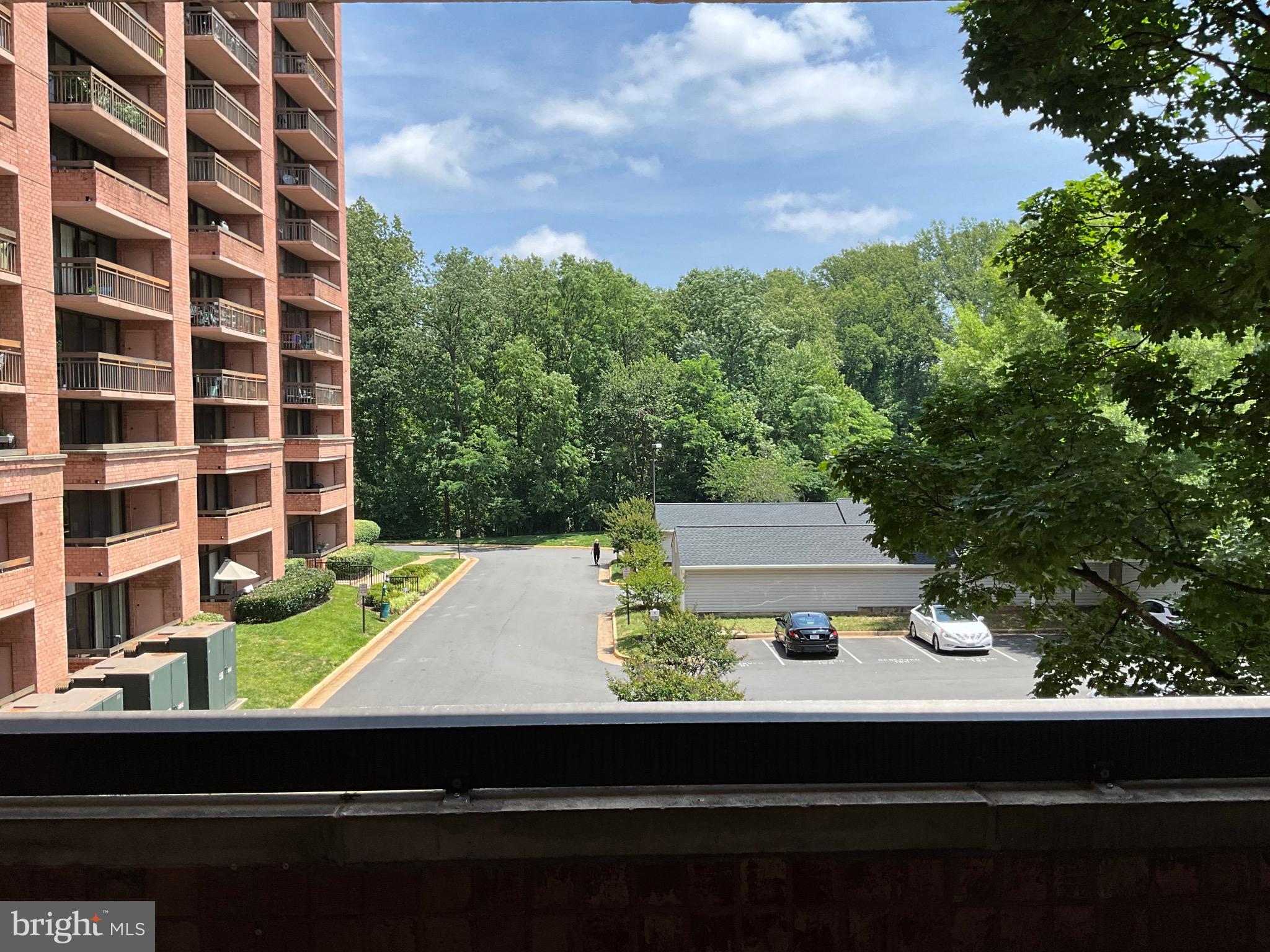 RENAISSANCE AT TYSONS - Residential