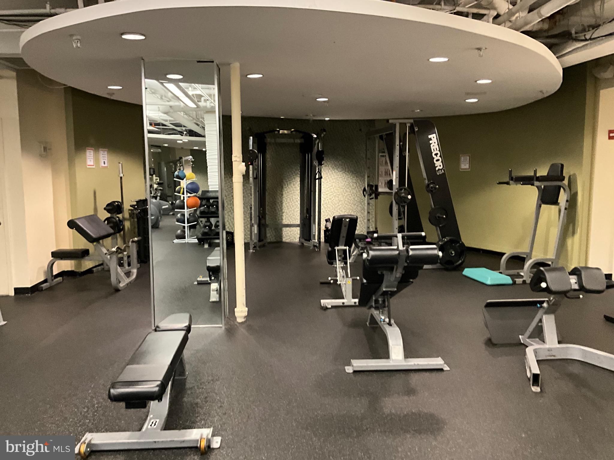 RENAISSANCE AT TYSONS - Residential