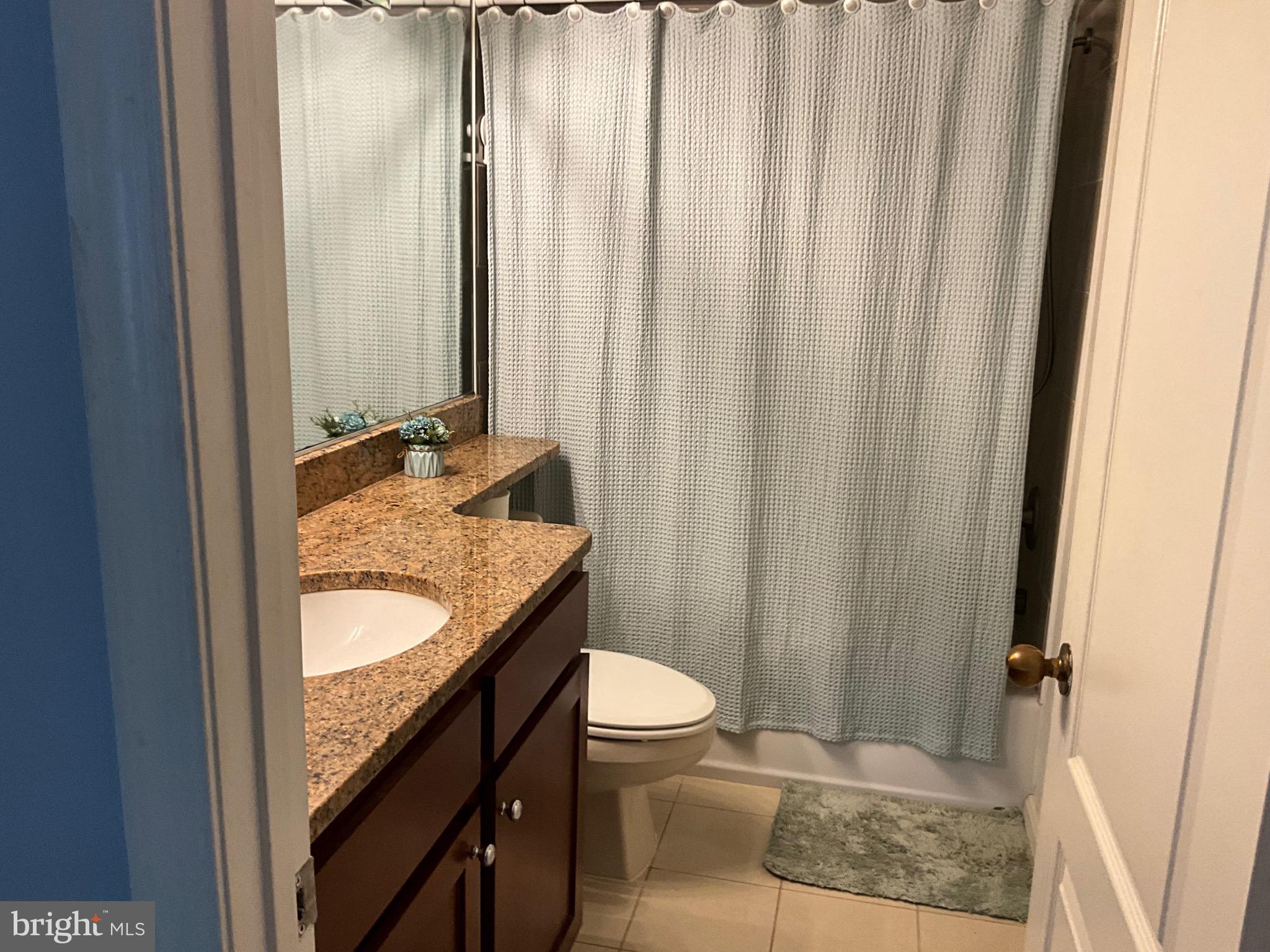 RENAISSANCE AT TYSONS - Residential