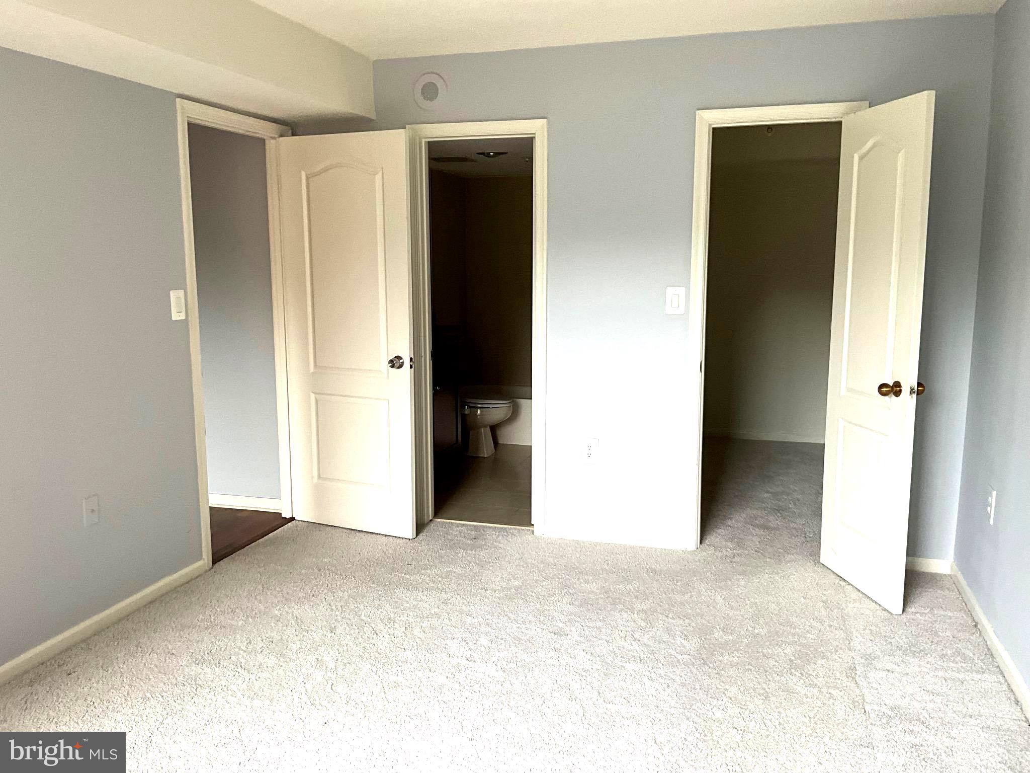 RENAISSANCE AT TYSONS - Residential