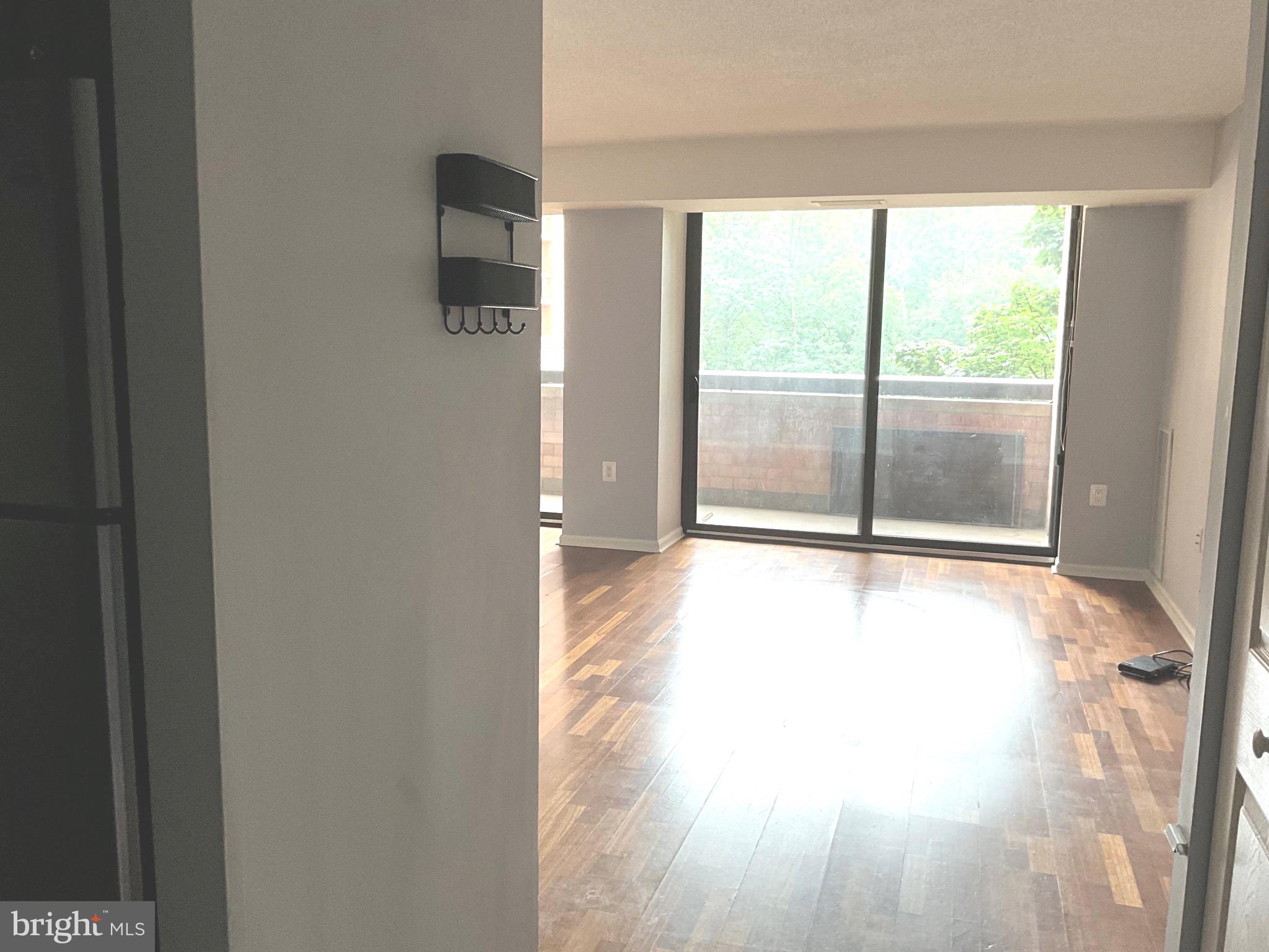 RENAISSANCE AT TYSONS - Residential