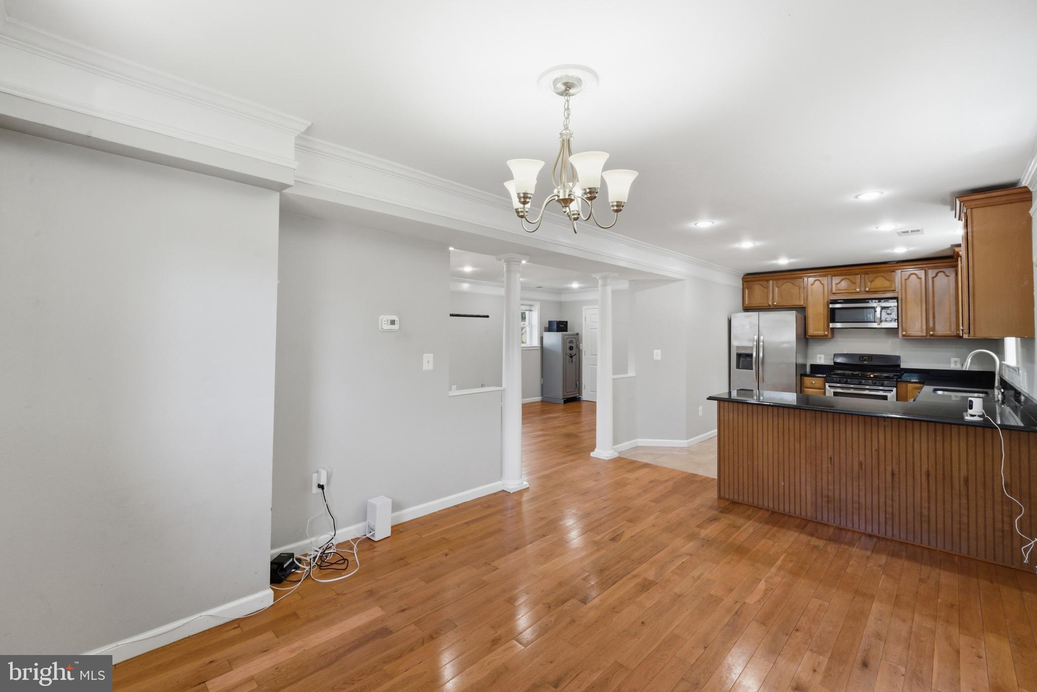 WEISMANS - Residential
