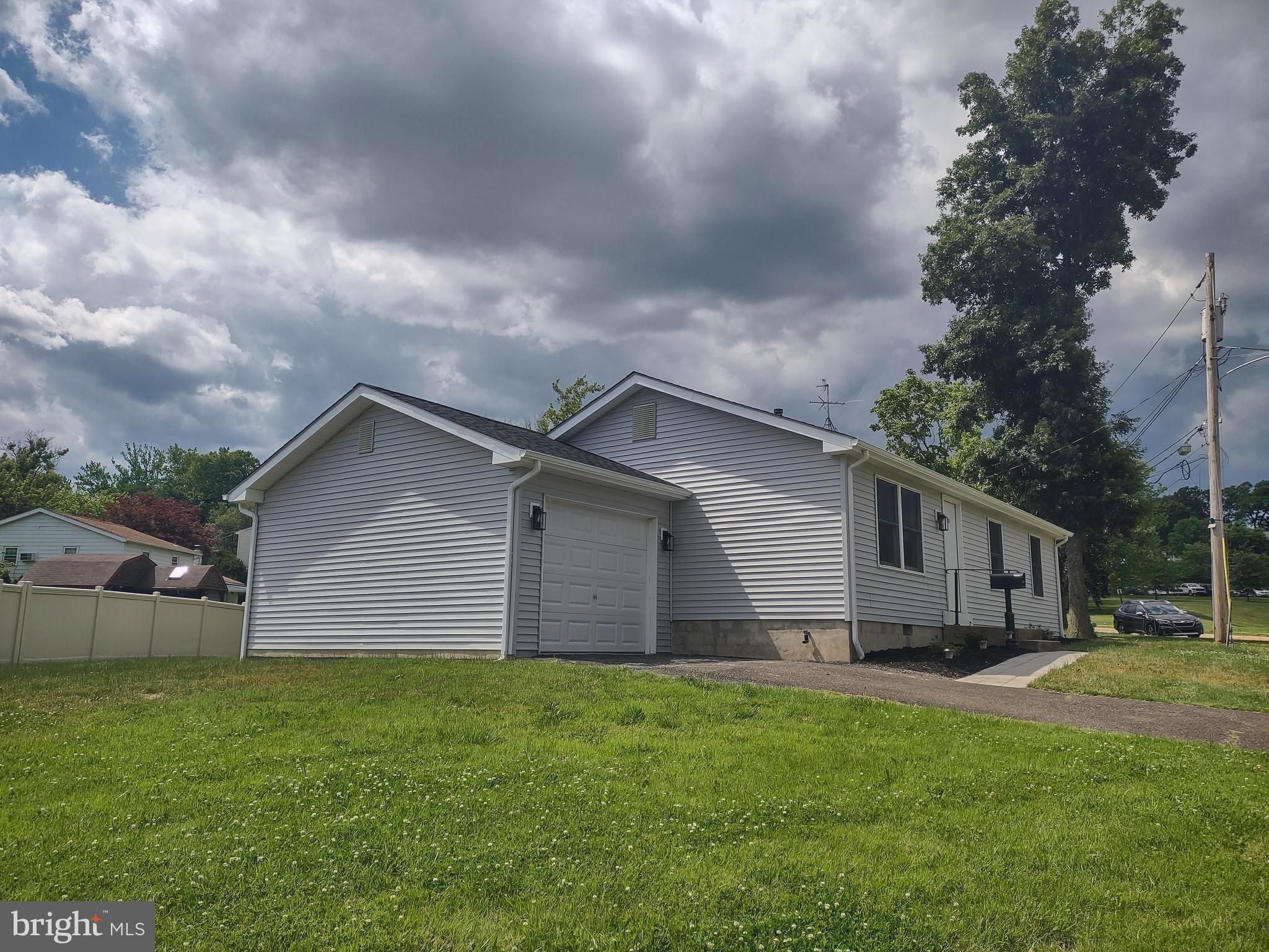 ABINGTON - Residential