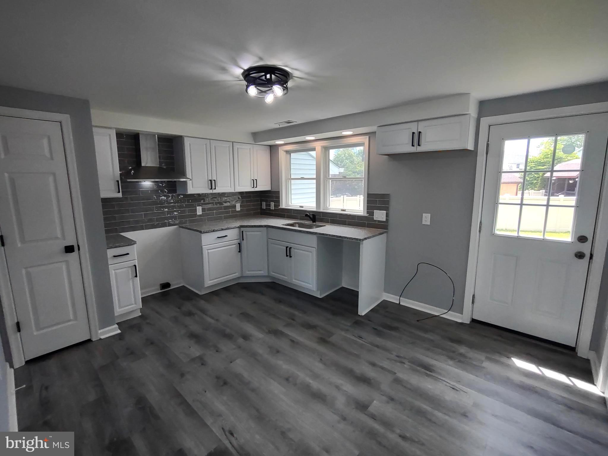 ABINGTON - Residential
