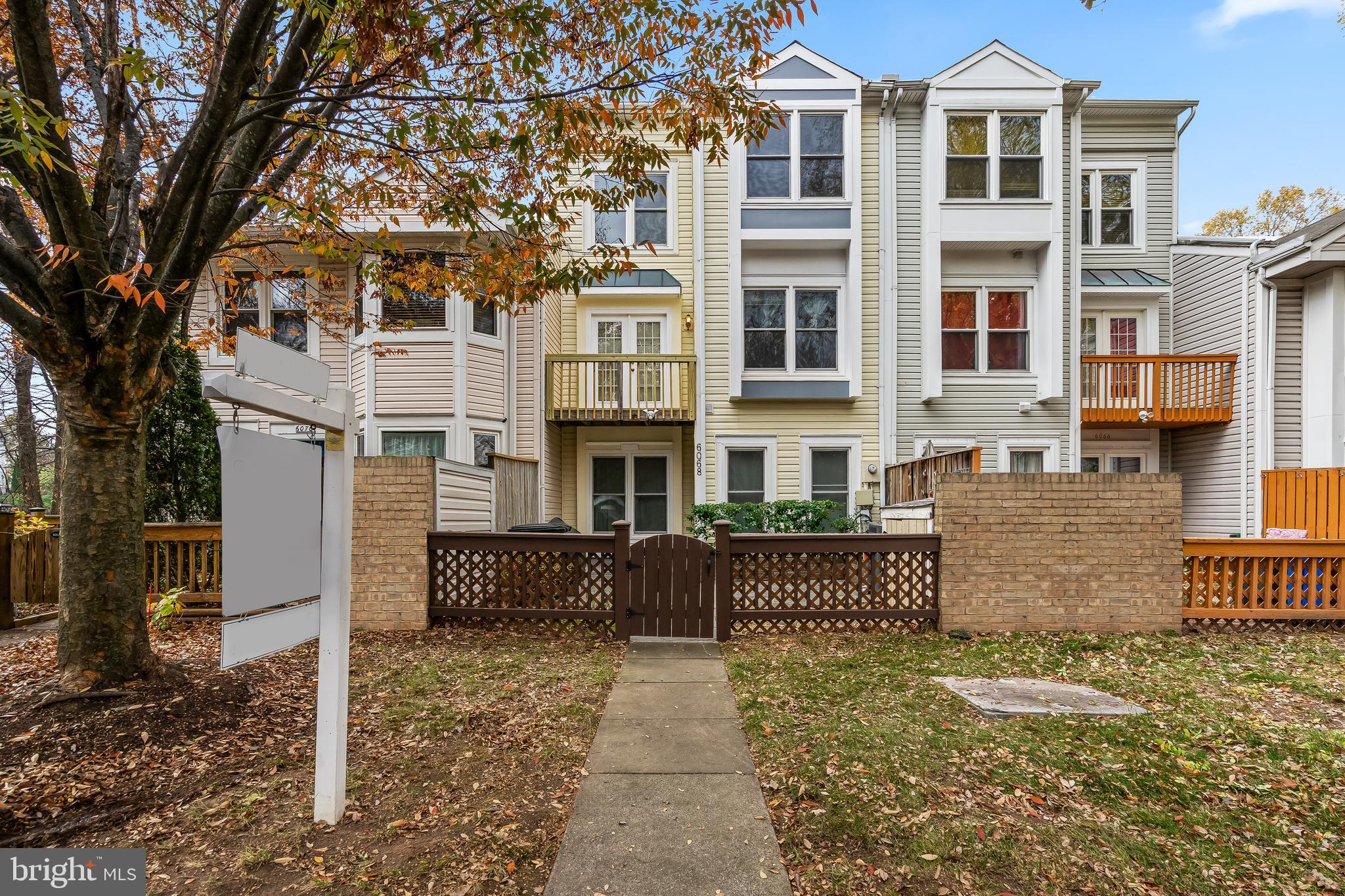 SUNSET RIDGE - Residential