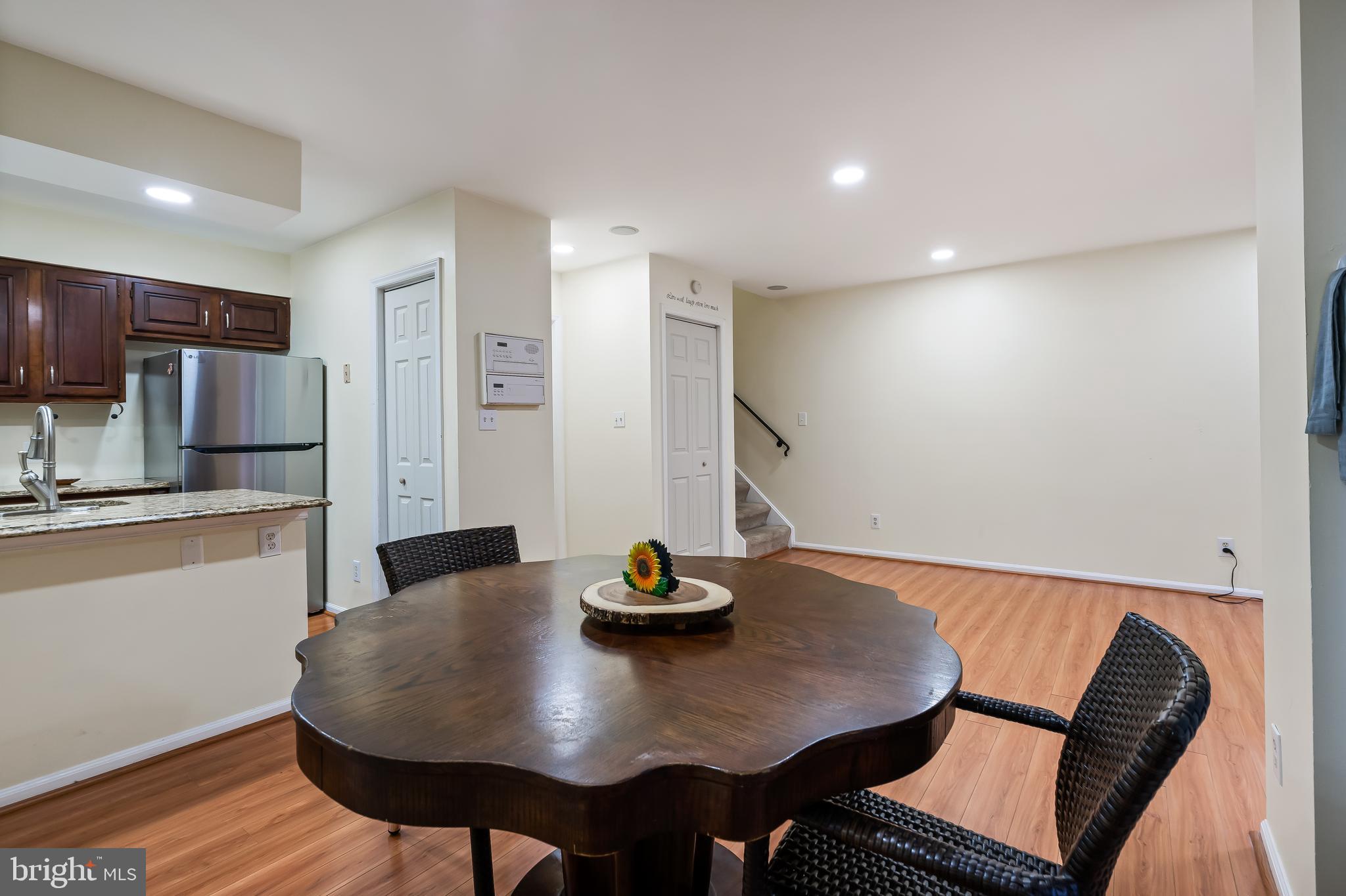 SUNSET RIDGE - Residential