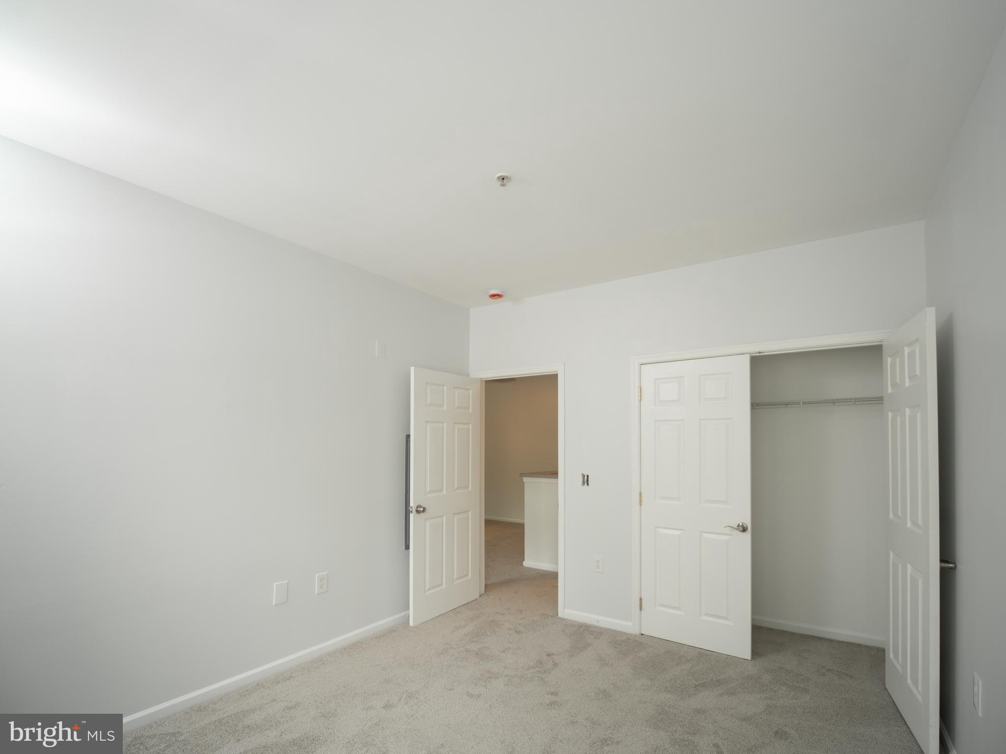 THE ADDISON AT ST PAUL - Residential