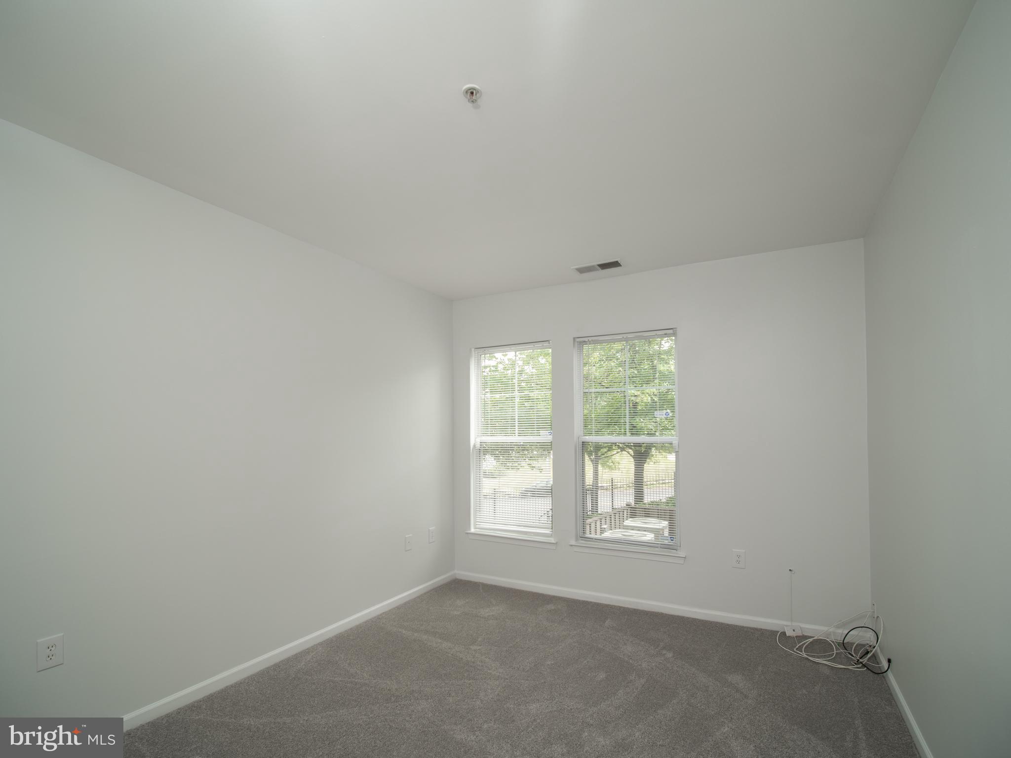 THE ADDISON AT ST PAUL - Residential