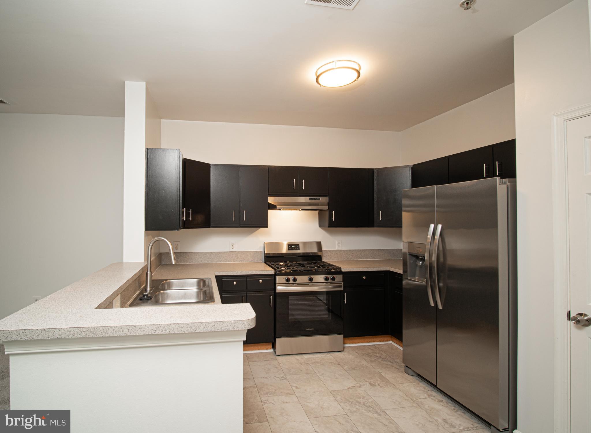 THE ADDISON AT ST PAUL - Residential