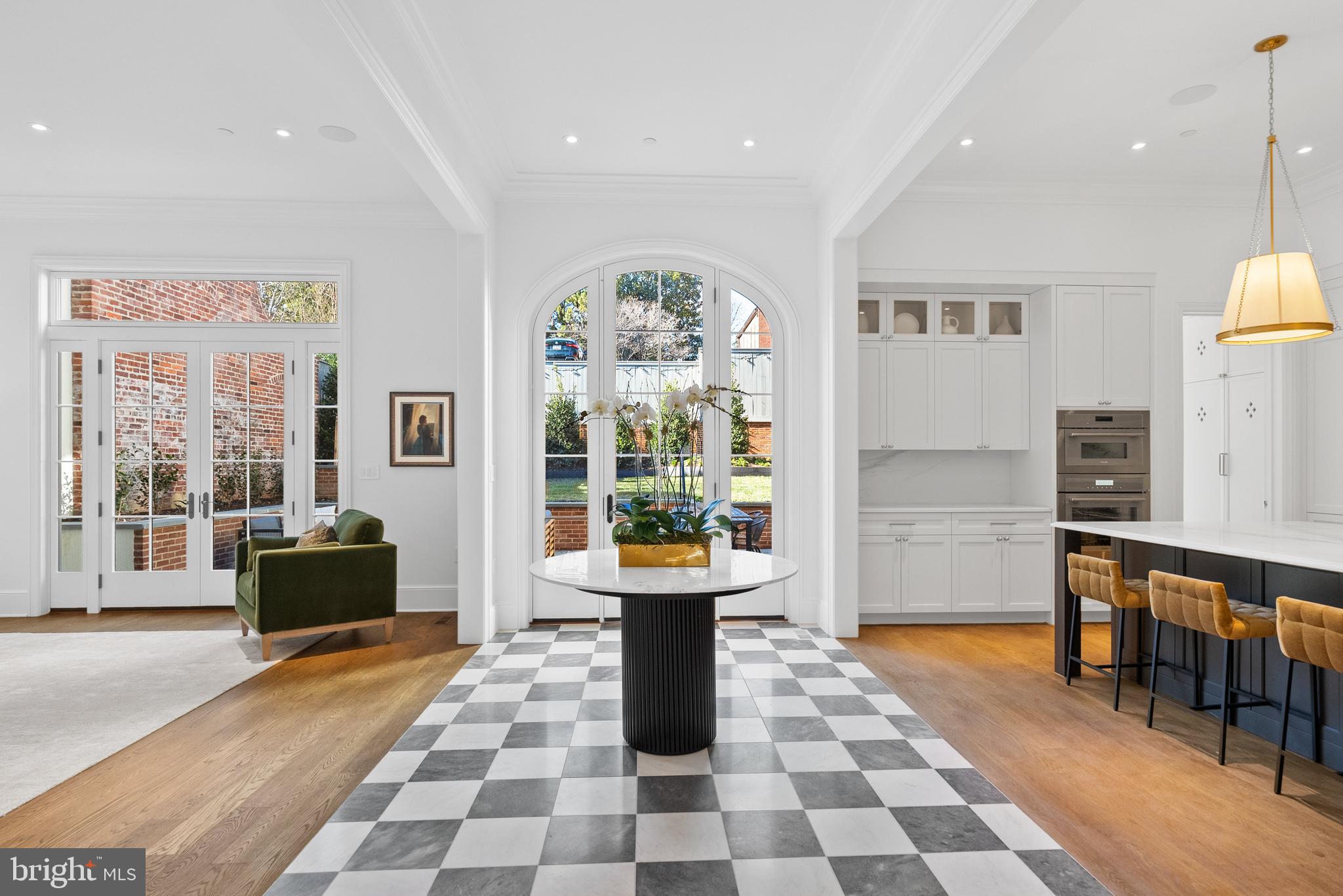 GEORGETOWN - Residential