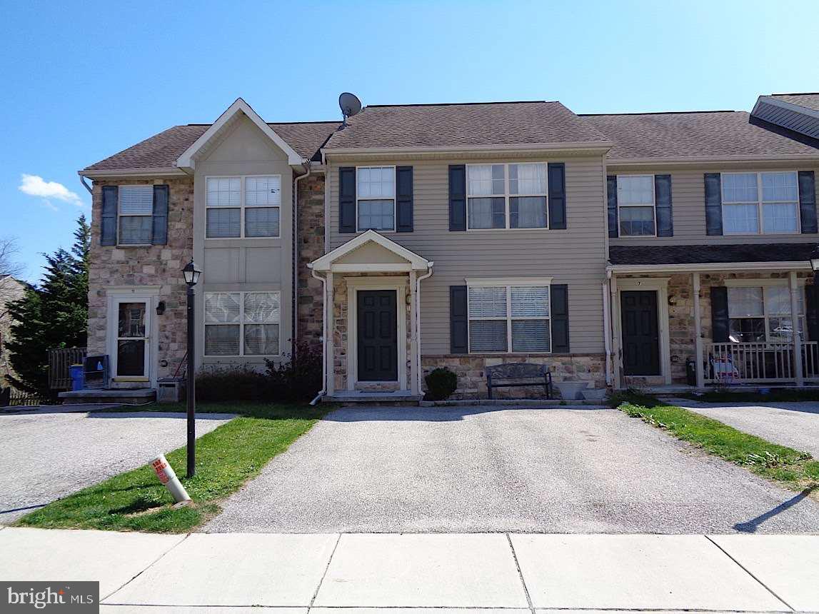 COLONIAL HILLS - Residential Lease