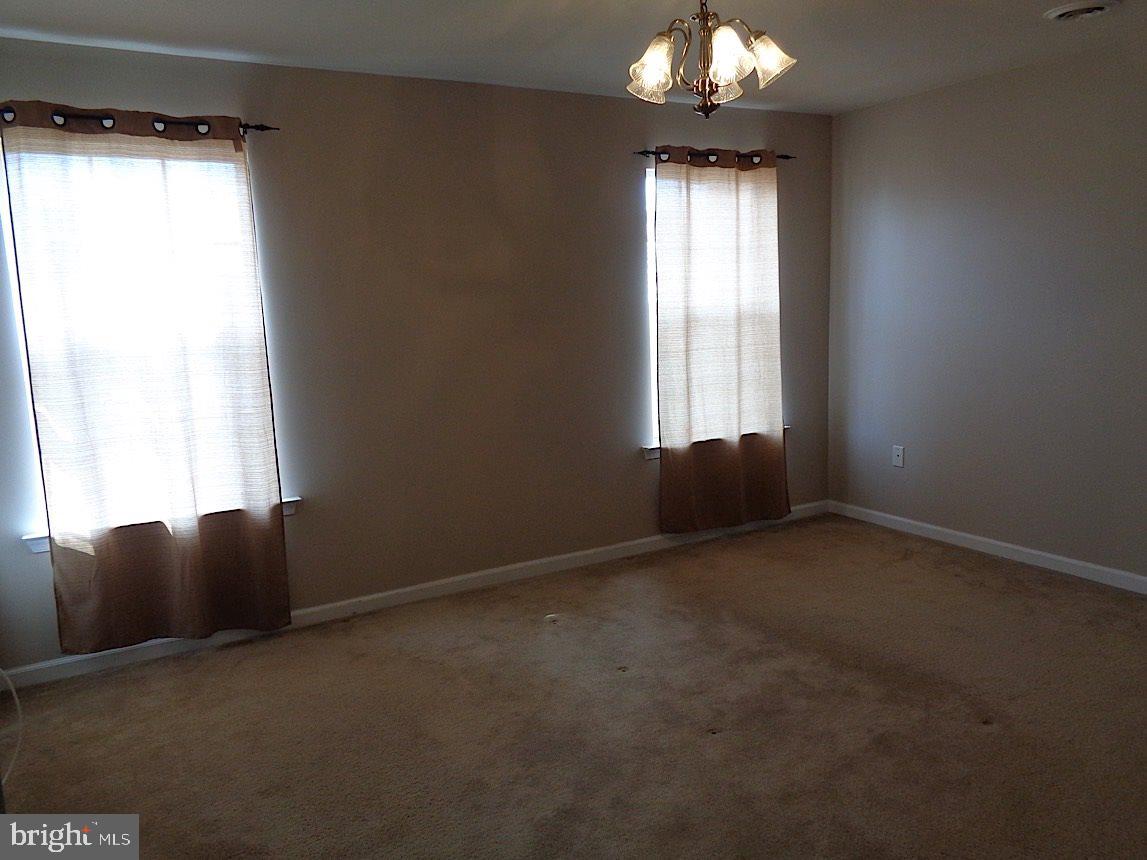 COLONIAL HILLS - Residential Lease