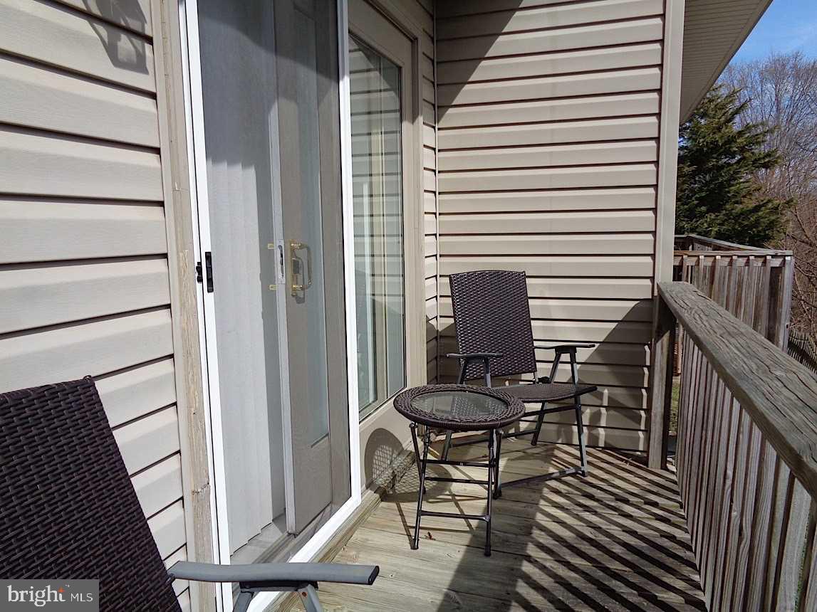 COLONIAL HILLS - Residential Lease