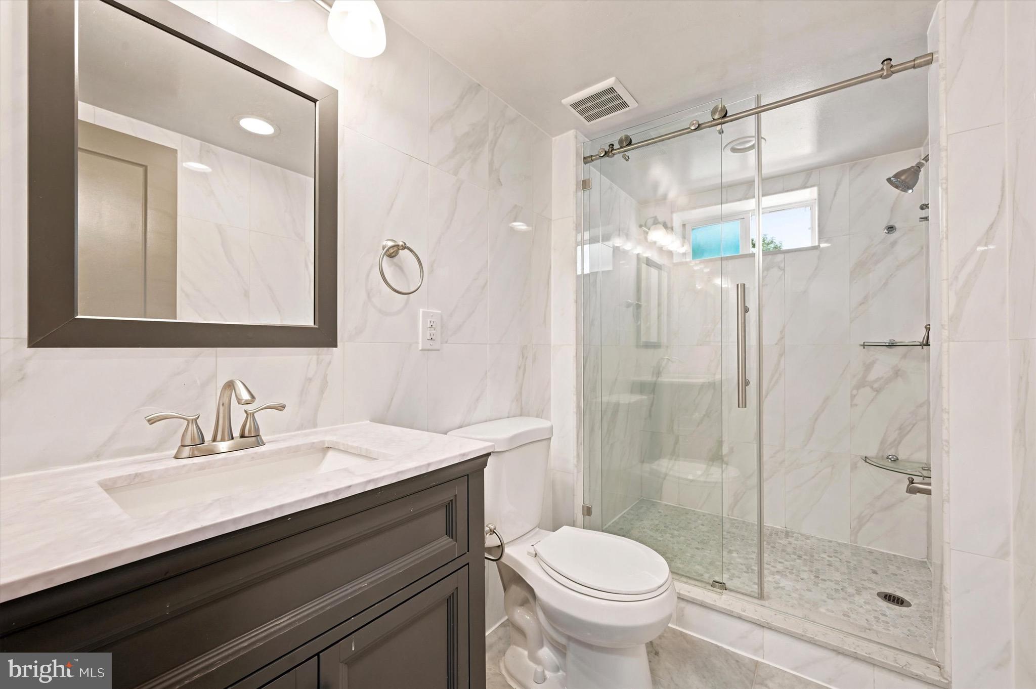 EAST PASSYUNK CROSSING - Residential