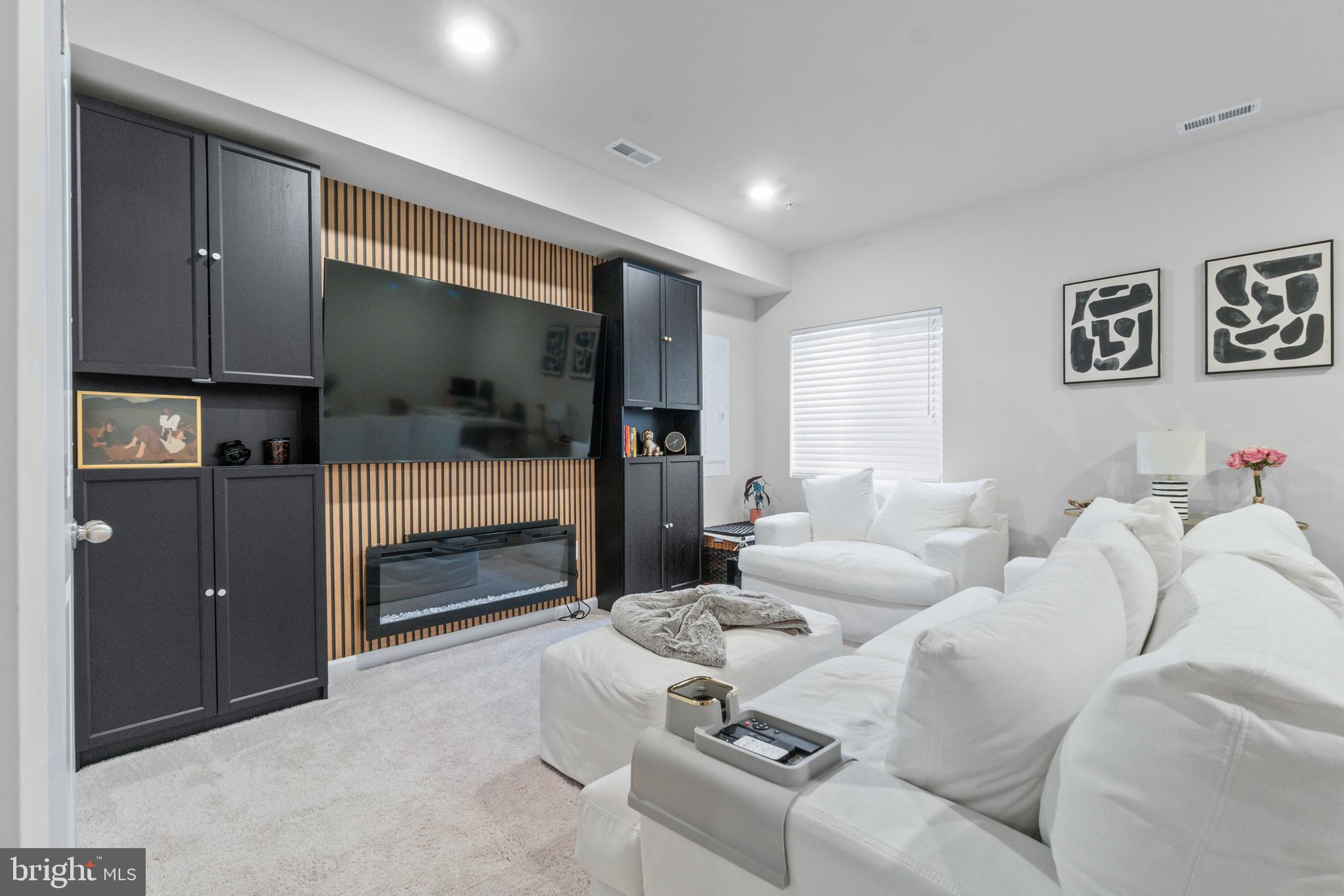 GREENLEIGH AT CROSSROADS - Residential