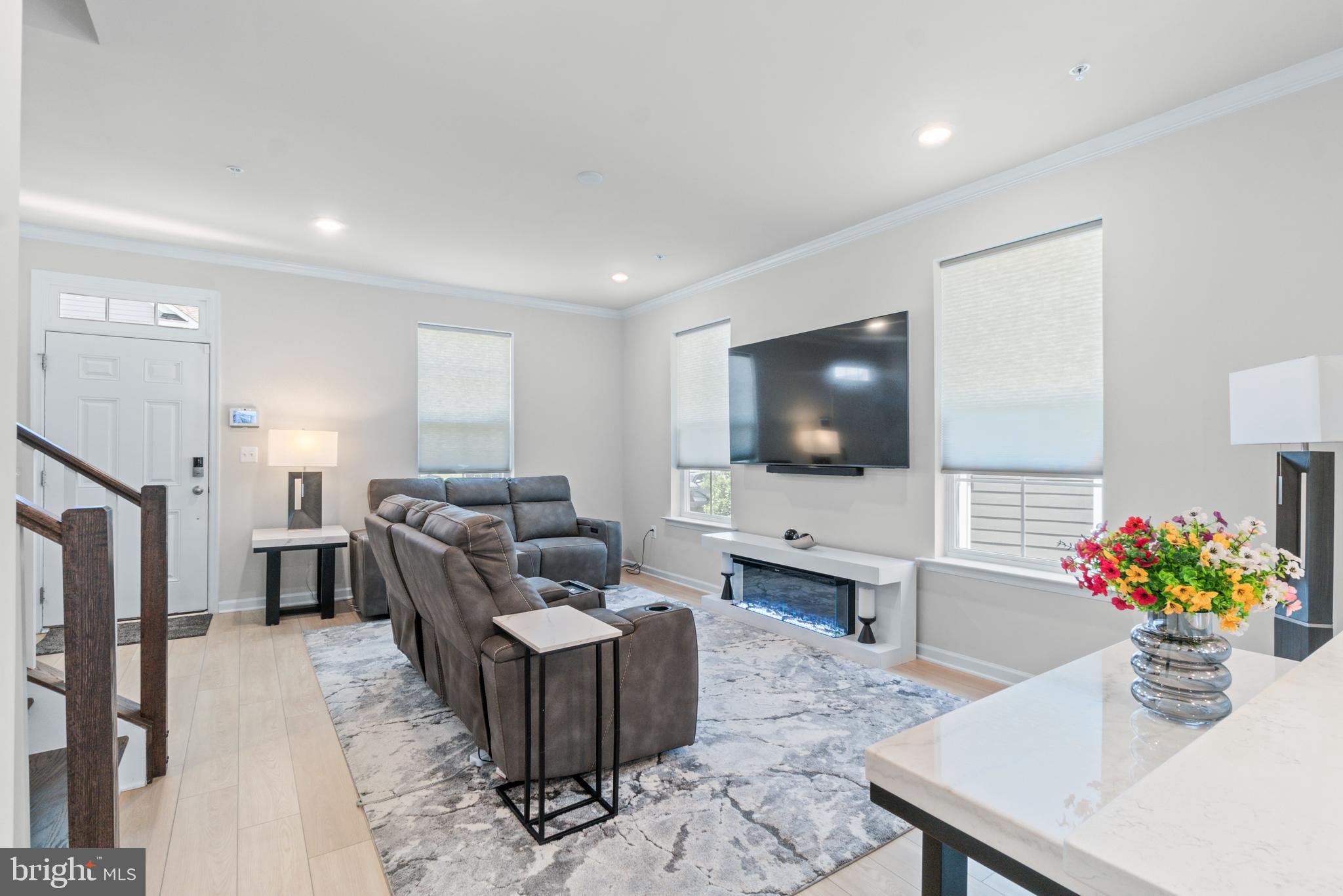 GREENLEIGH AT CROSSROADS - Residential