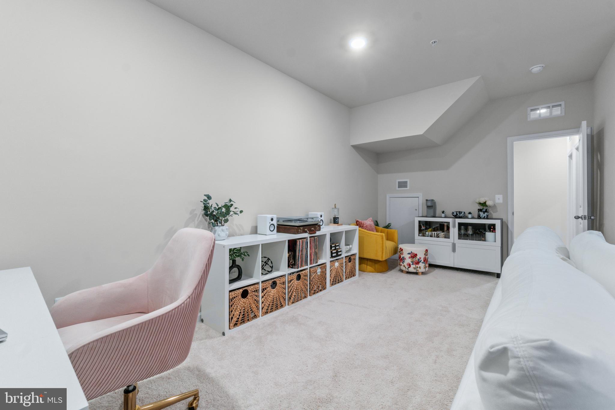 GREENLEIGH AT CROSSROADS - Residential
