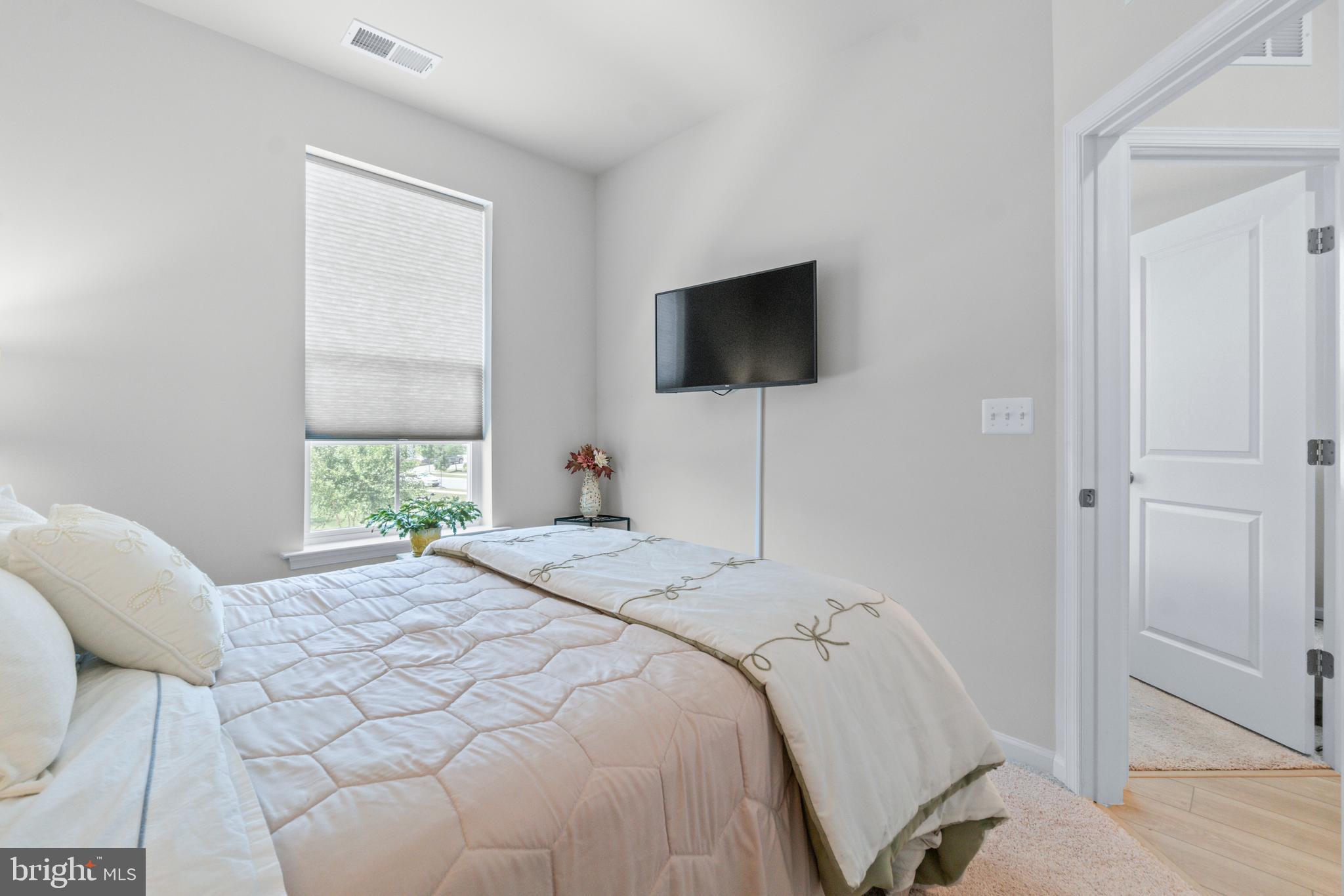 GREENLEIGH AT CROSSROADS - Residential
