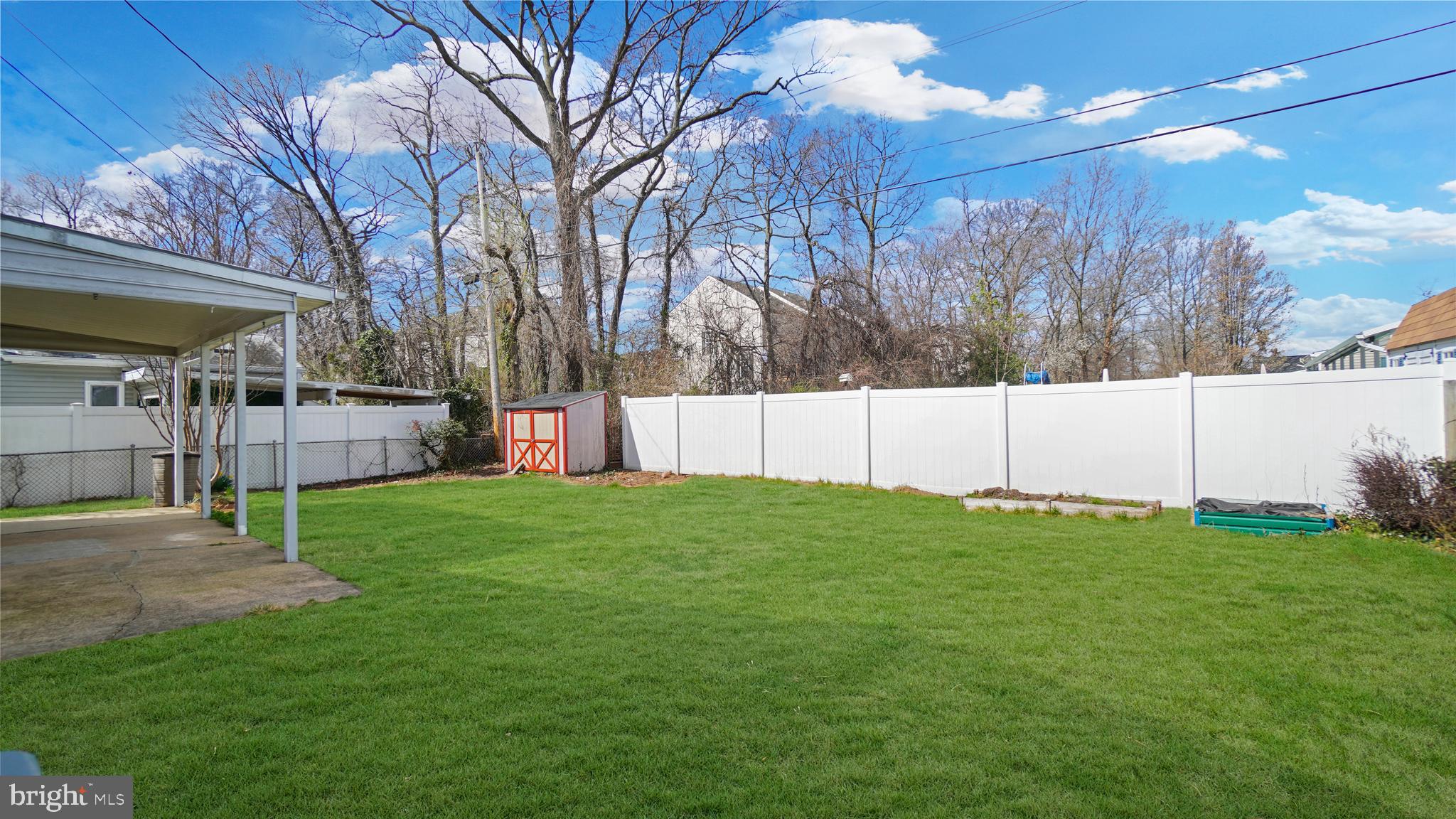 MUNROE GARDENS - Residential