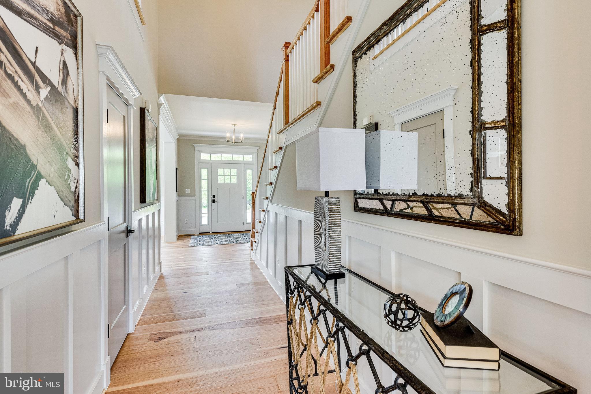 OAKTON VIEW - Residential