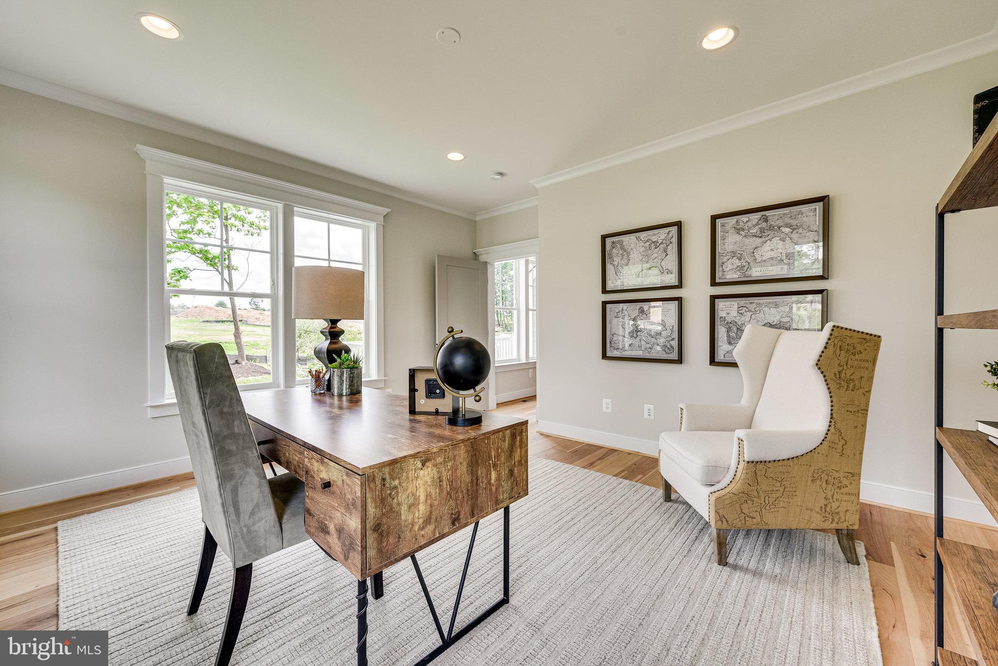 OAKTON VIEW - Residential