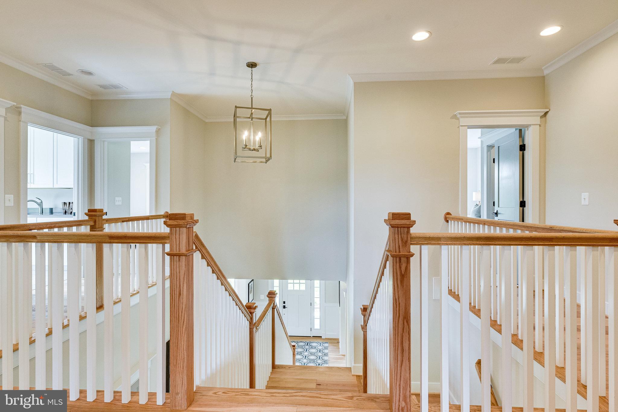 OAKTON VIEW - Residential
